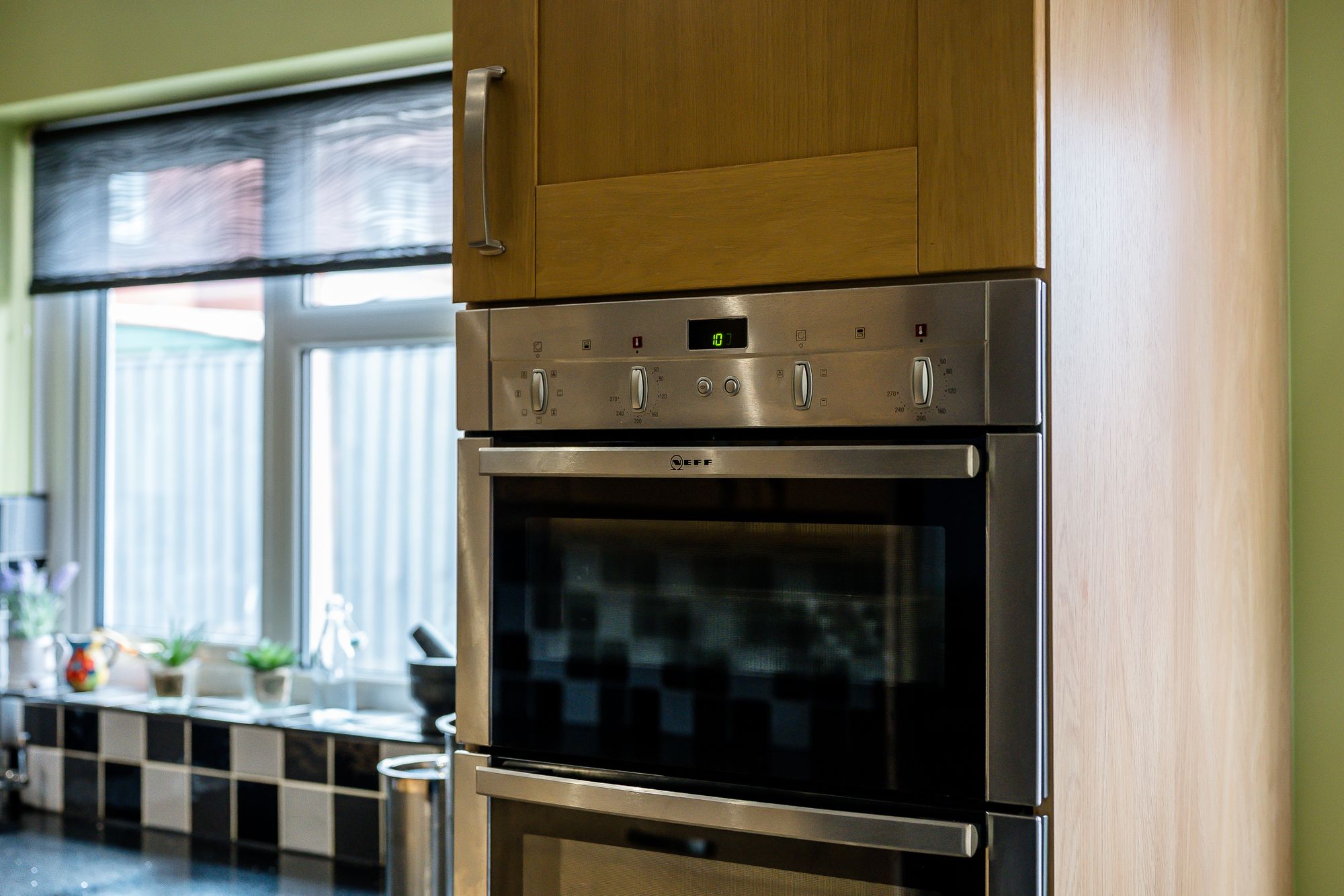 3 bed detached bungalow for sale in Fernside, Manchester  - Property Image 9