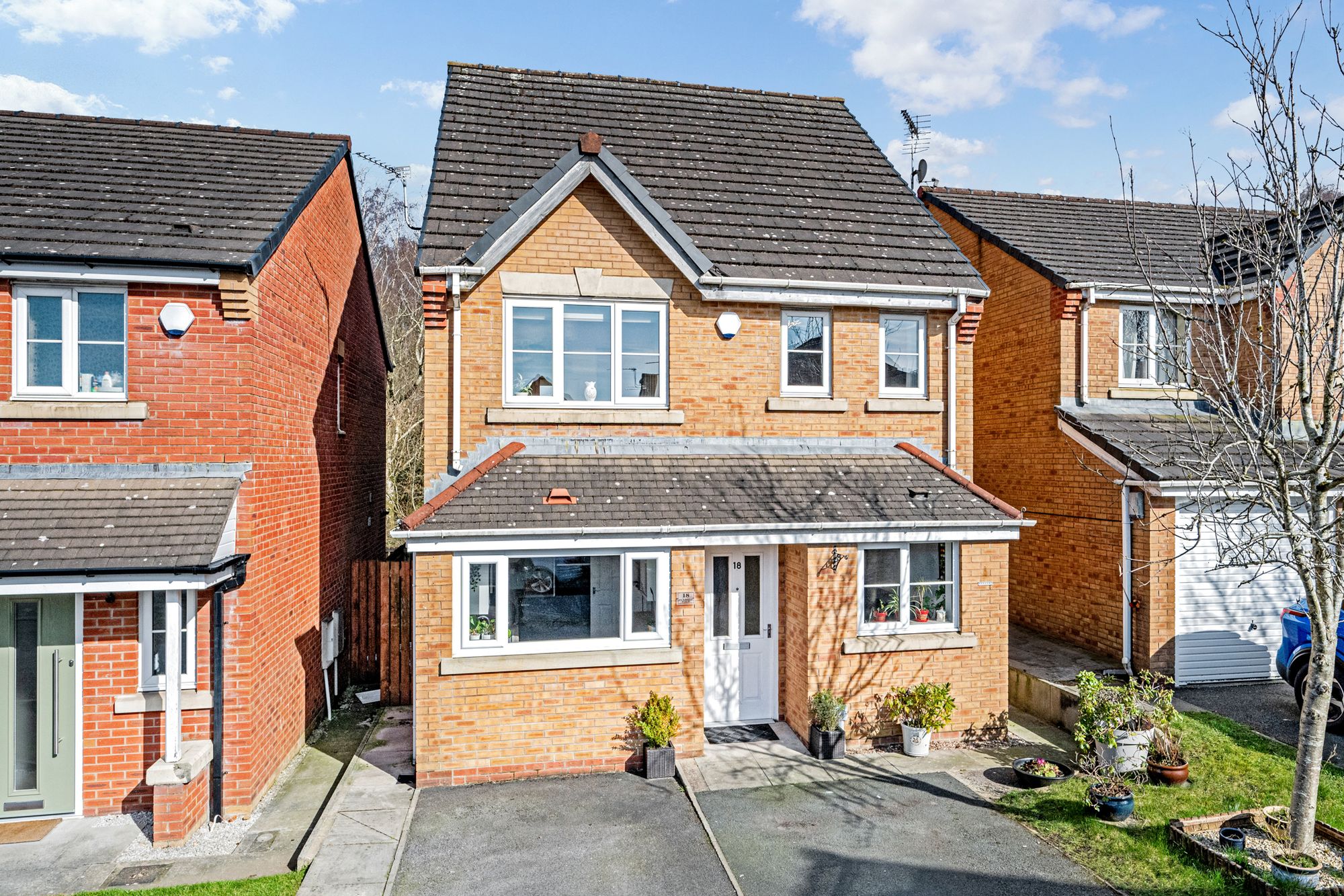 4 bed detached house for sale in Penwell Fold, Oldham  - Property Image 25