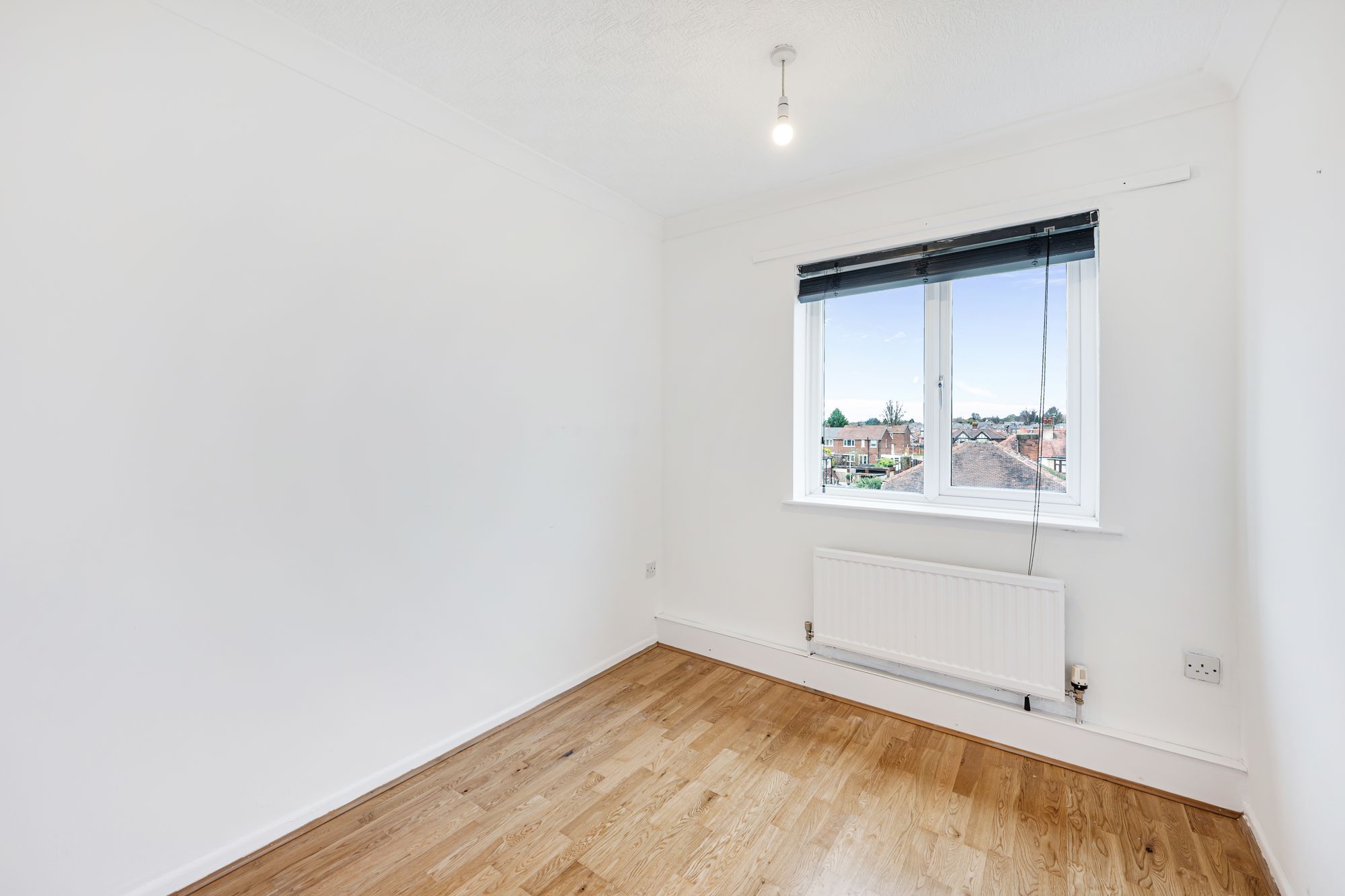 3 bed flat to rent in Moss Meadow Road, Salford  - Property Image 13