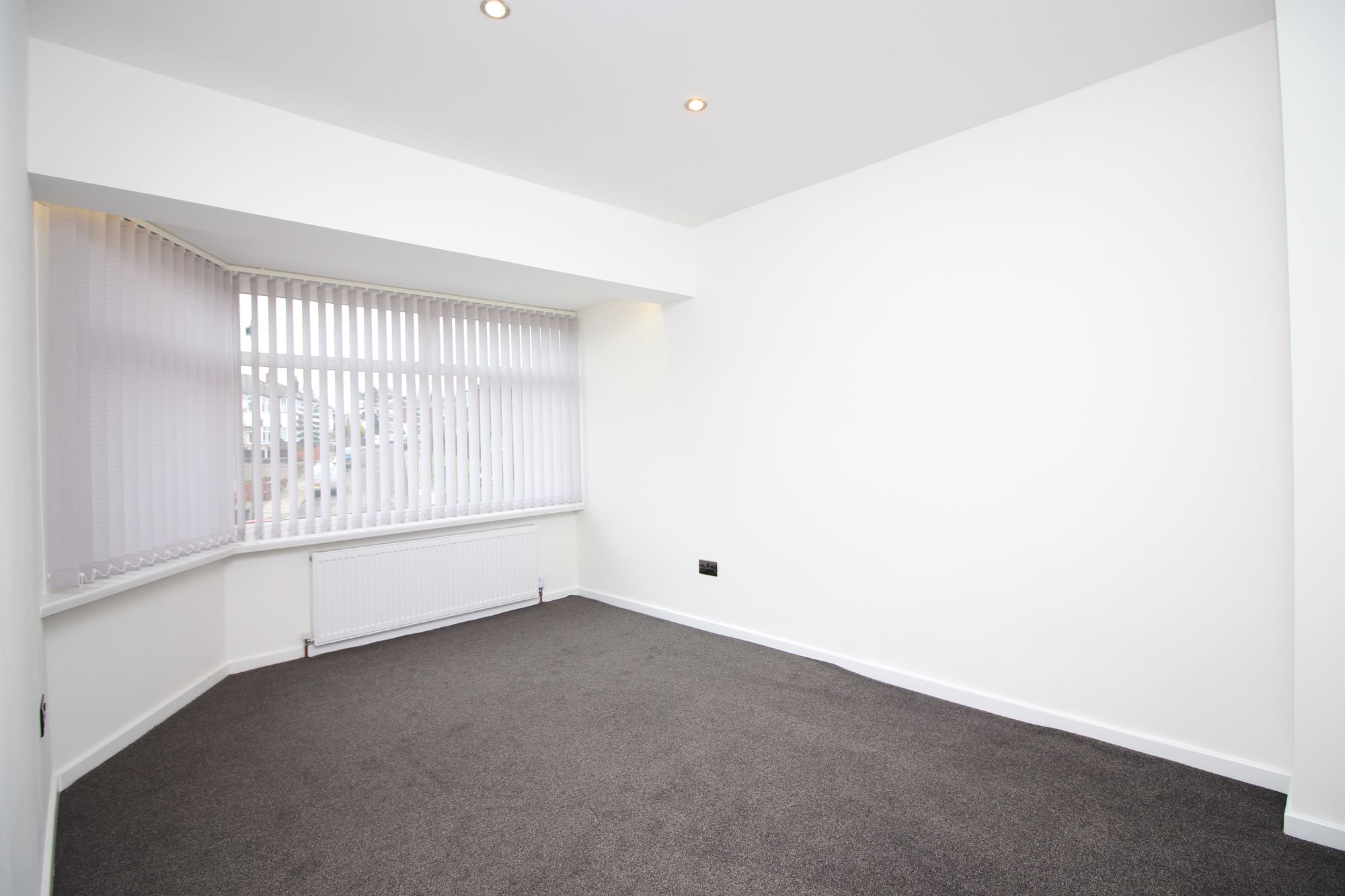 3 bed semi-detached house to rent in Rossall Avenue, Manchester  - Property Image 8