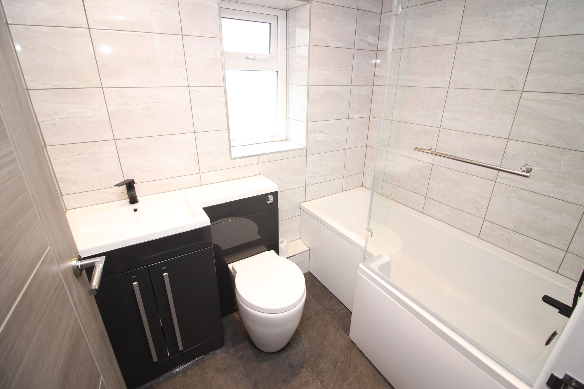 3 bed house to rent in Rossall Avenue, Manchester  - Property Image 7