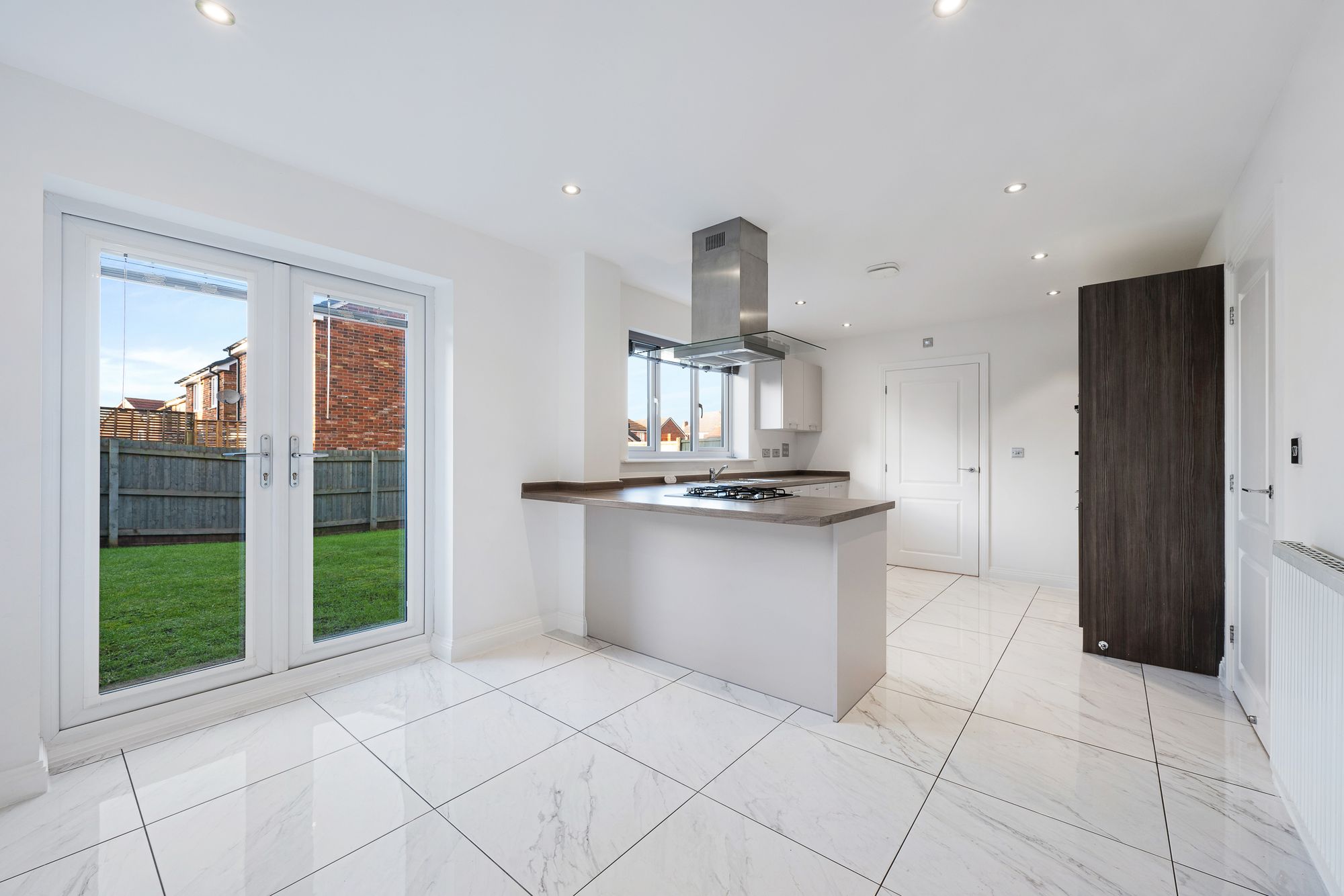 4 bed detached house to rent in Inveraray Avenue, Bolton  - Property Image 2