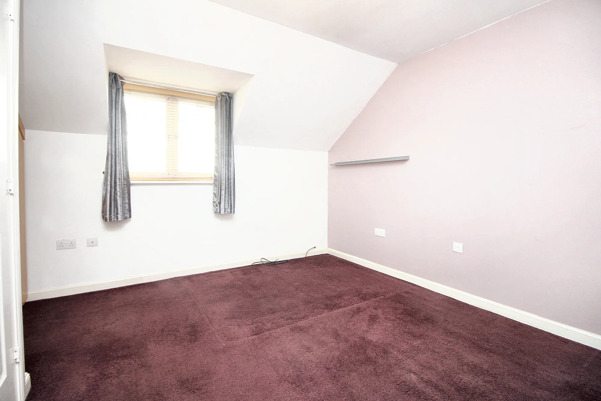 2 bed to rent in Dixon Green Drive, Bolton  - Property Image 9