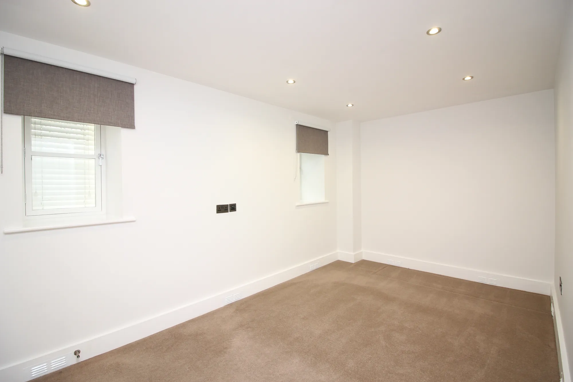 2 bed ground floor flat to rent in Manchester Road, Bury  - Property Image 8