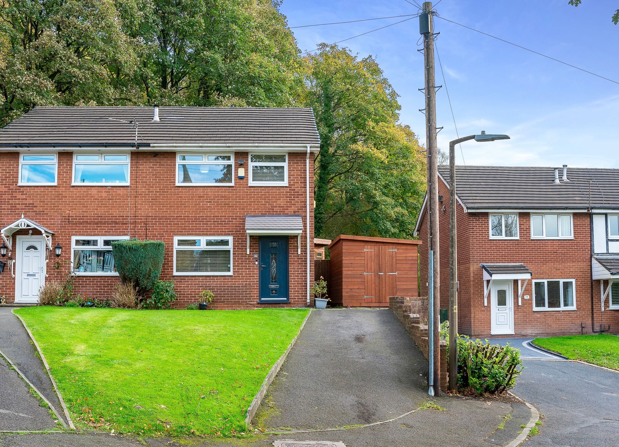 3 bed semi-detached house for sale in Riverside Drive, Manchester - Property Image 1