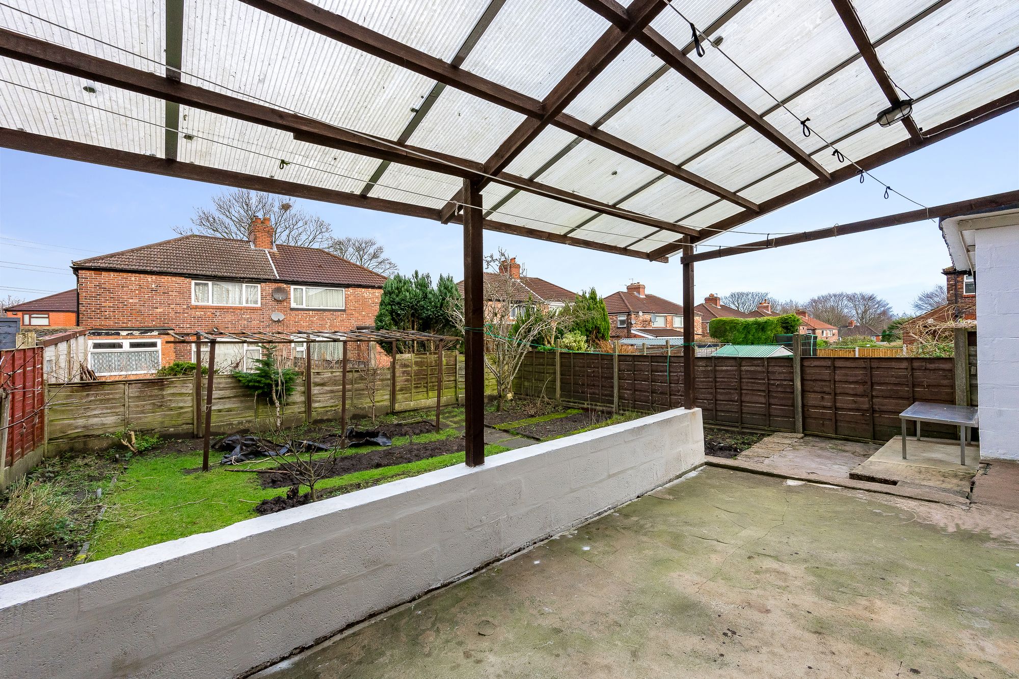 3 bed semi-detached house to rent in Taunton Grove, Manchester 17