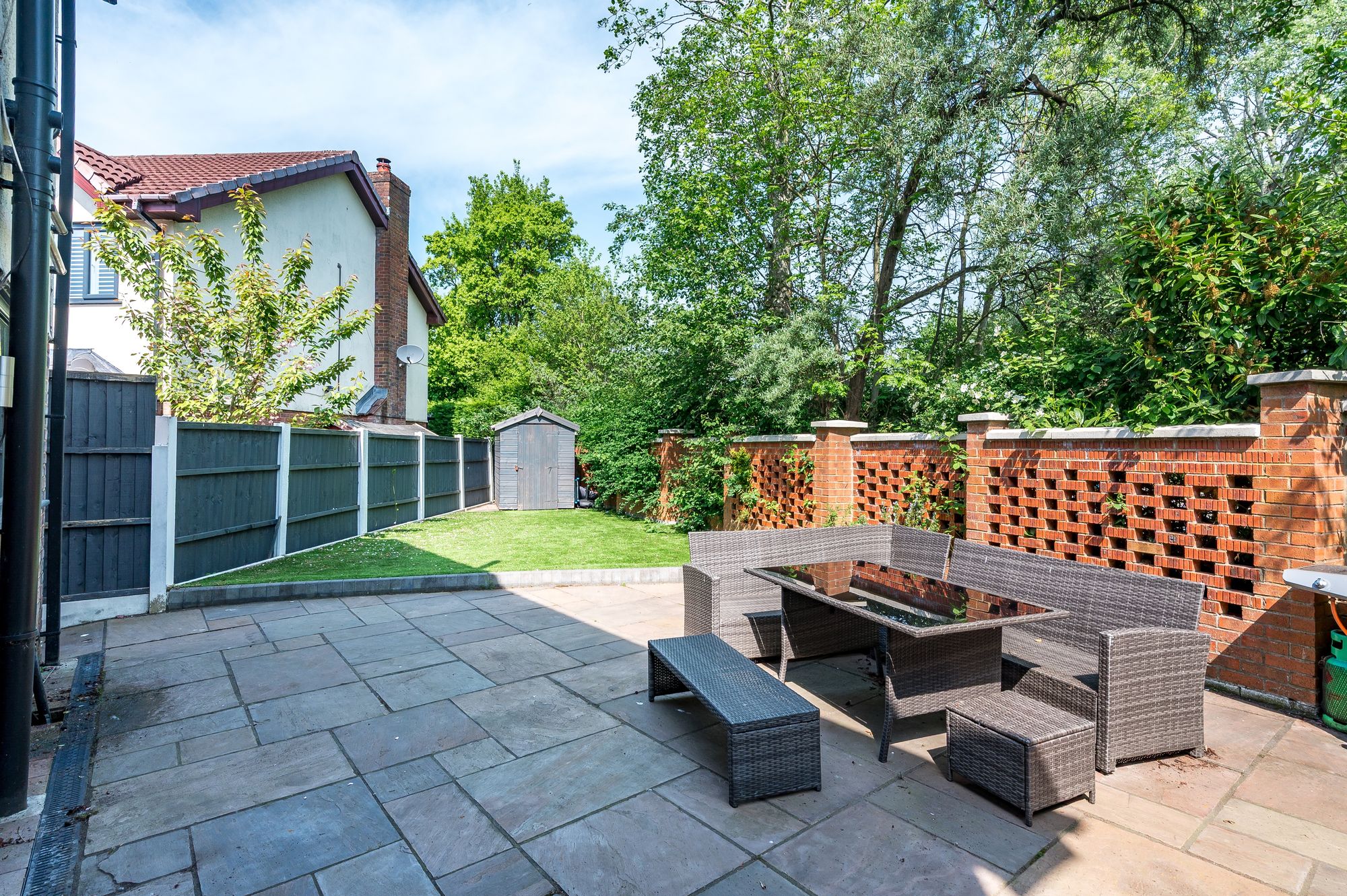 4 bed detached house to rent in Firecrest Close, Manchester 3