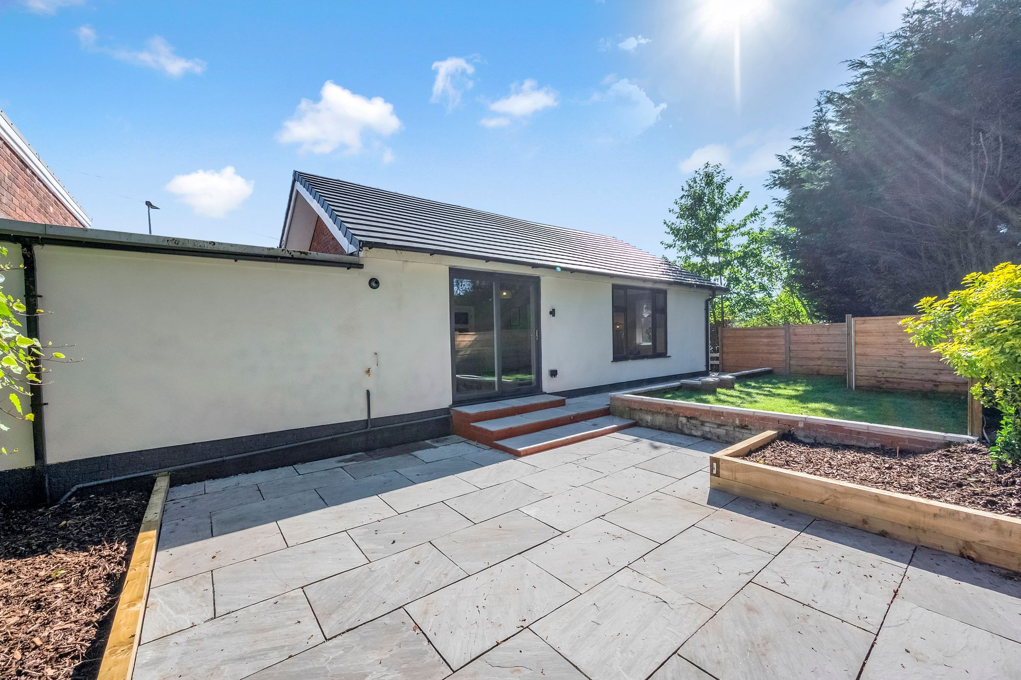 3 bed detached bungalow for sale in Brookside Walk, Manchester 20