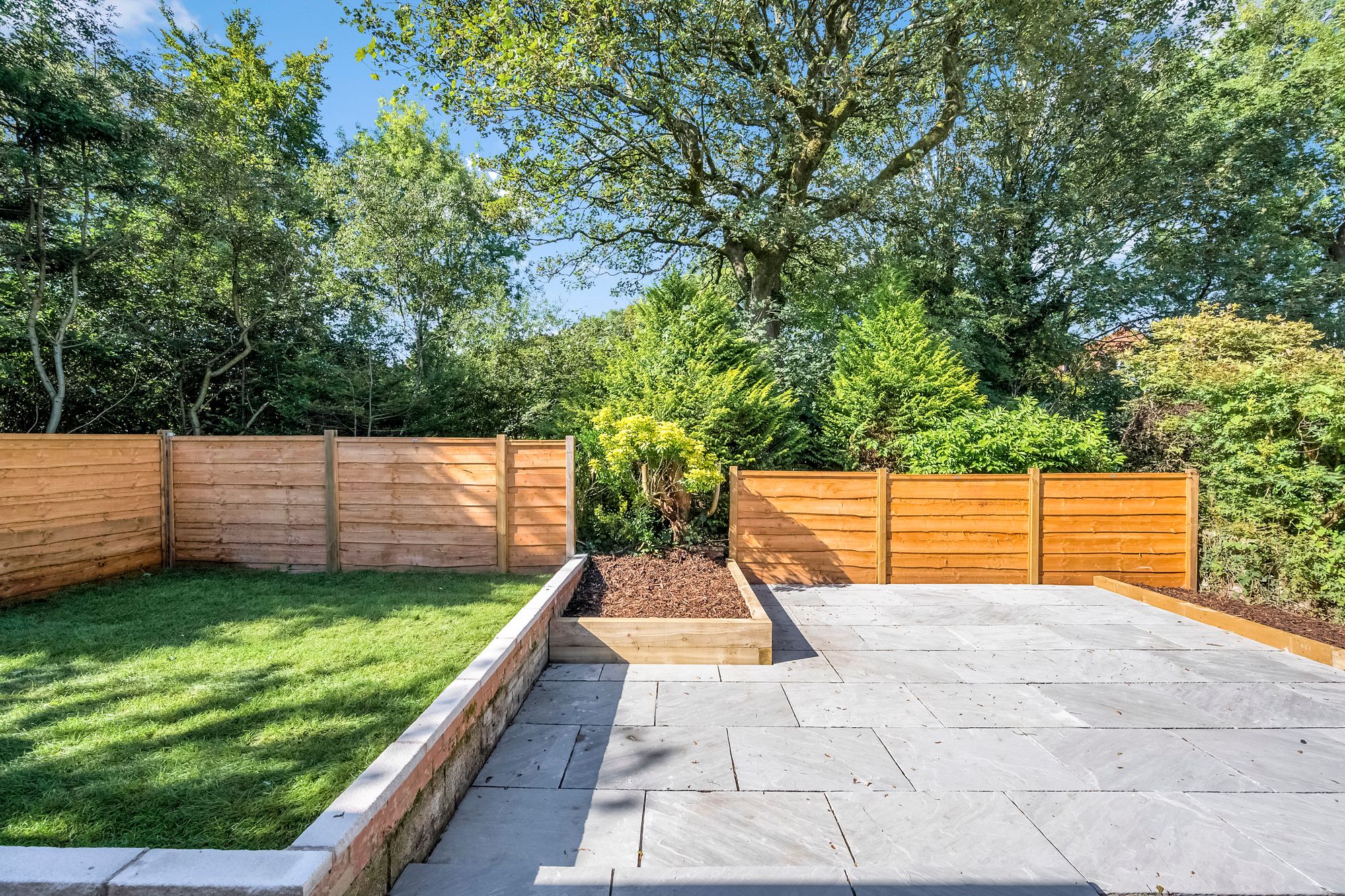 3 bed detached bungalow for sale in Brookside Walk, Manchester  - Property Image 4