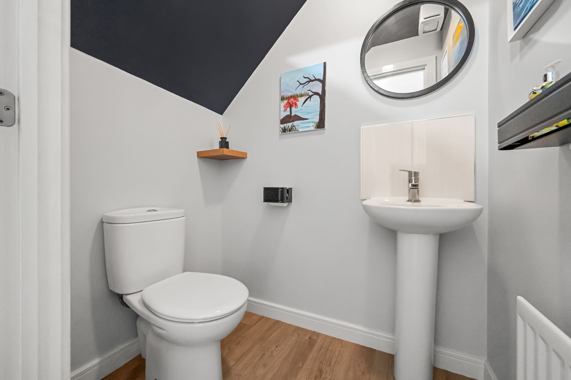 3 bed detached house for sale in Dumers Chase, Manchester  - Property Image 11