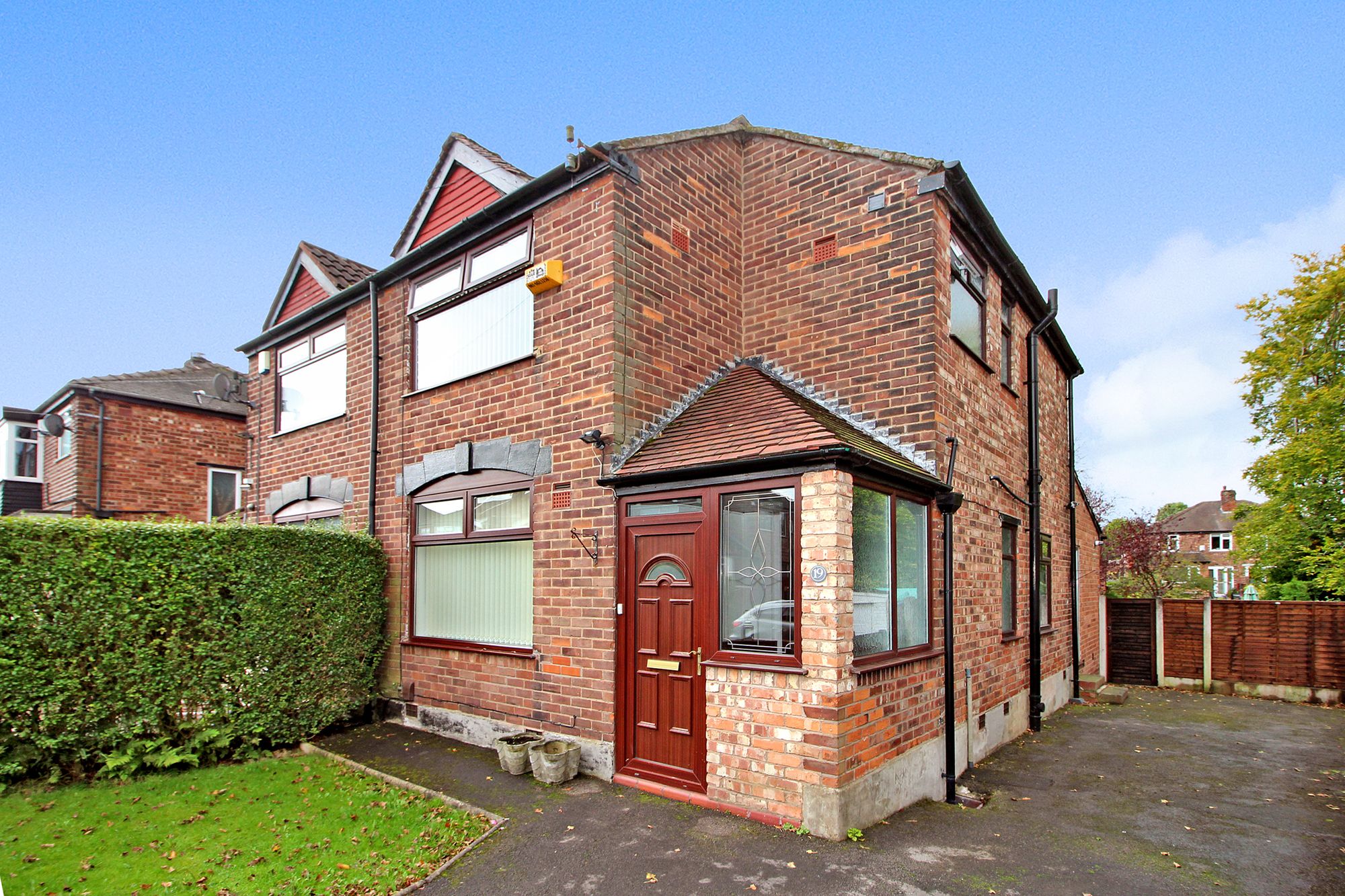 3 bed house for sale in Newington Avenue, Manchester  - Property Image 1