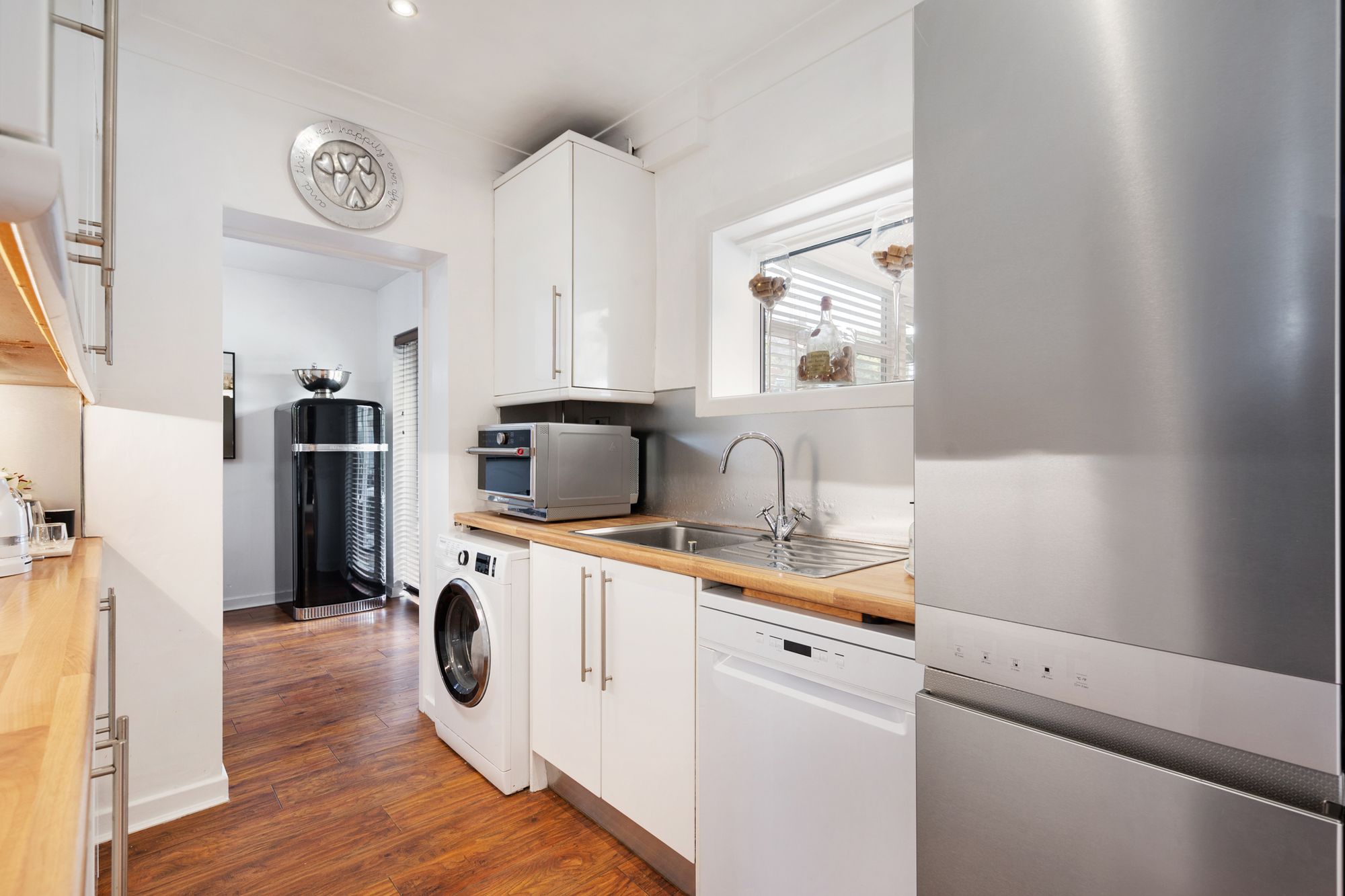 4 bed semi-detached house for sale in St. Marks Crescent, Manchester  - Property Image 7