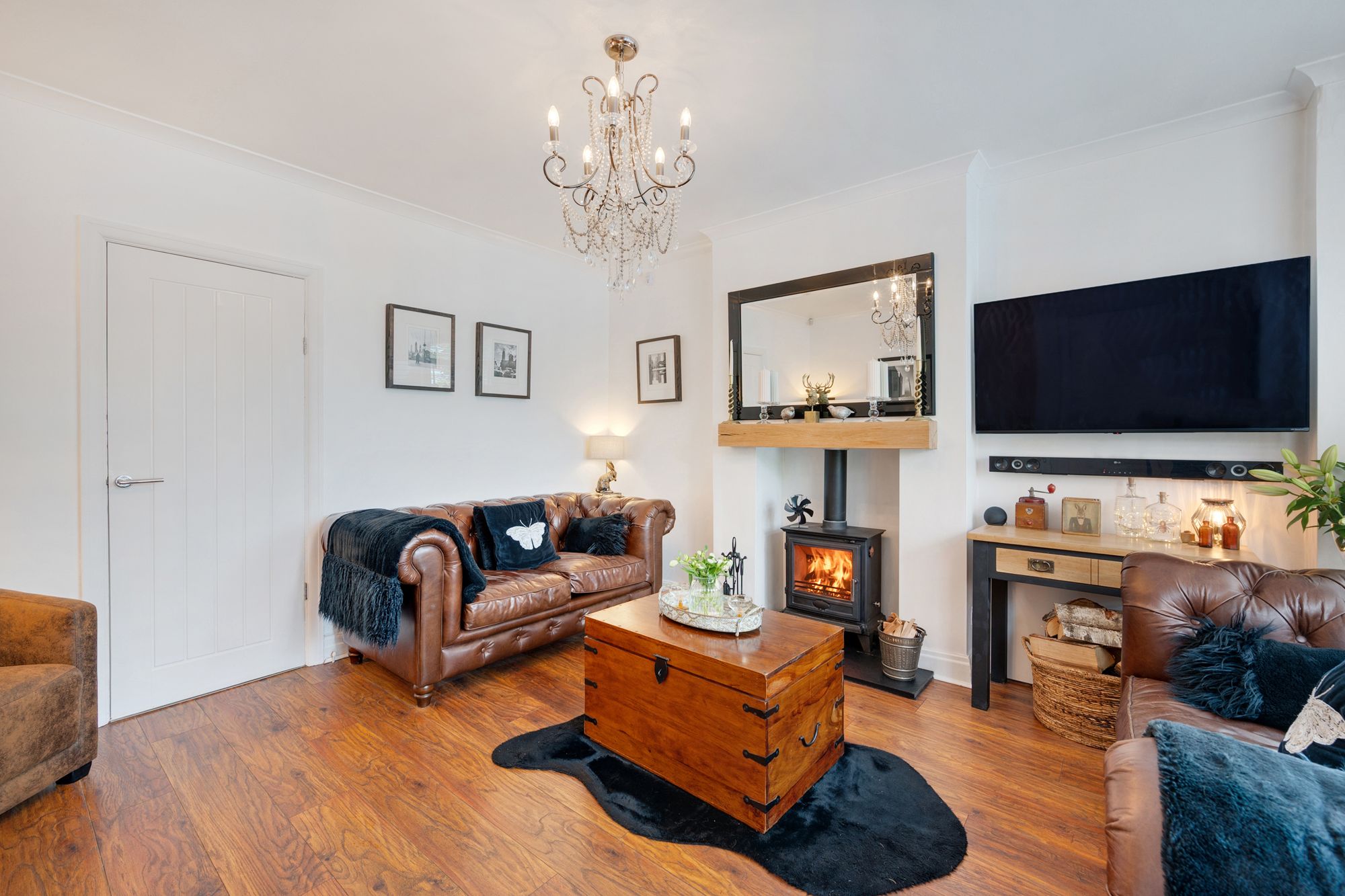 4 bed semi-detached house for sale in St. Marks Crescent, Manchester  - Property Image 5