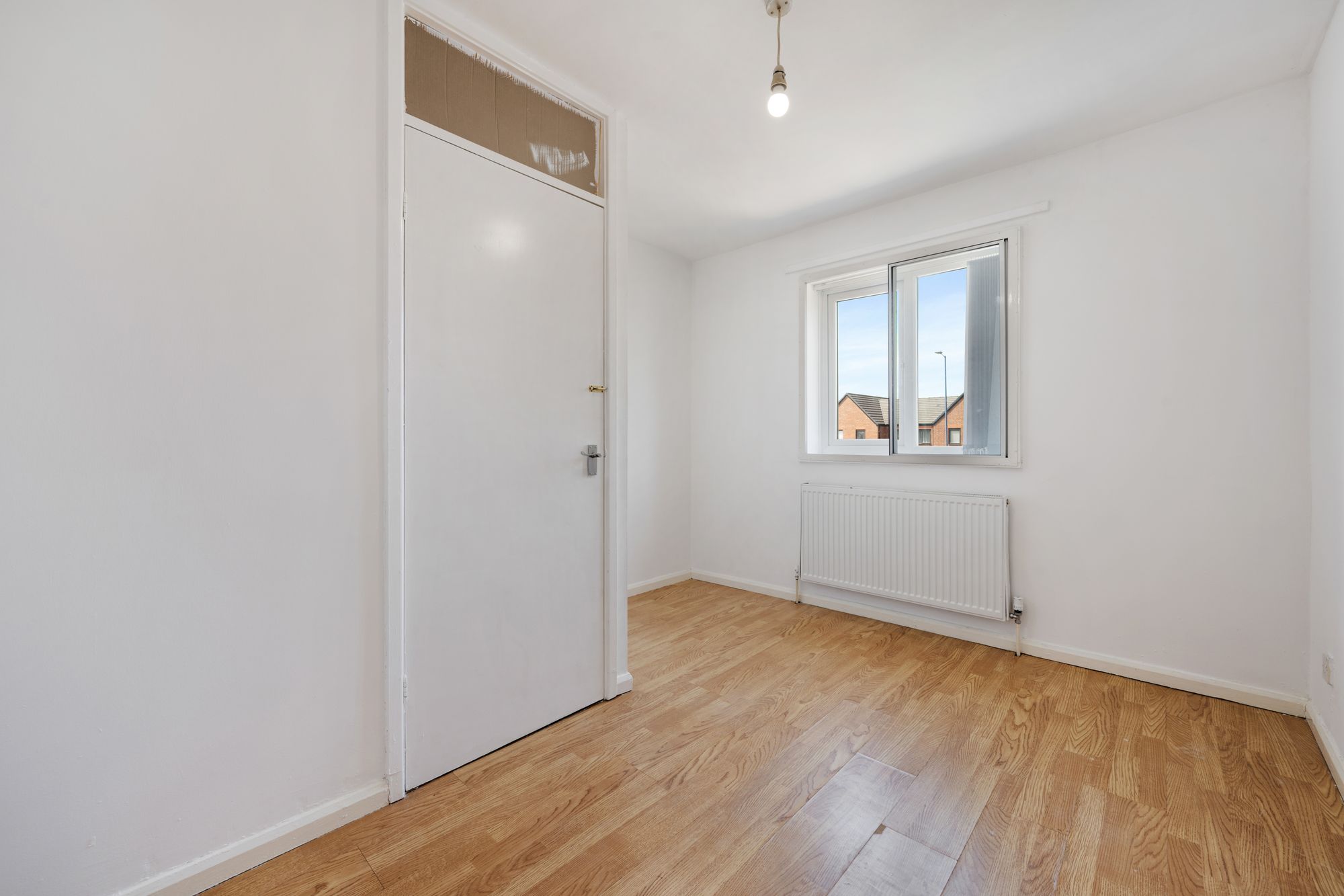 4 bed terraced house to rent in Farnborough Road, Manchester 13