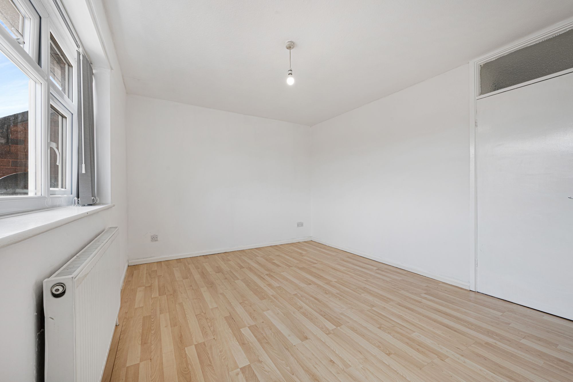 4 bed terraced house to rent in Farnborough Road, Manchester  - Property Image 9