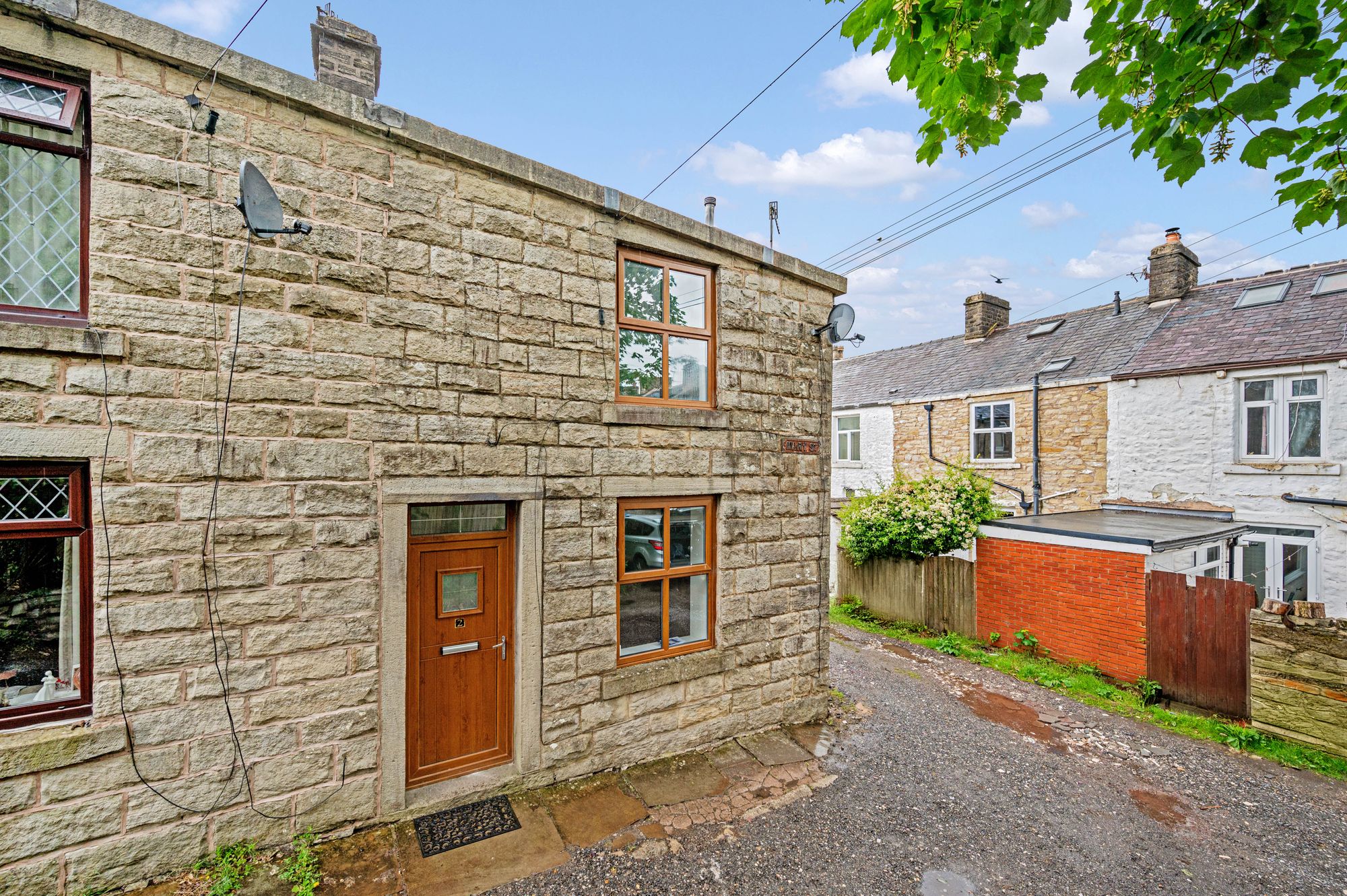 2 bed end of terrace house to rent in Mary Street, Bury 4