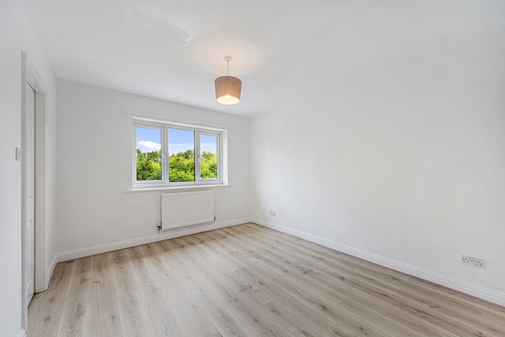 4 bed detached house to rent in Carlisle Close, Manchester 16