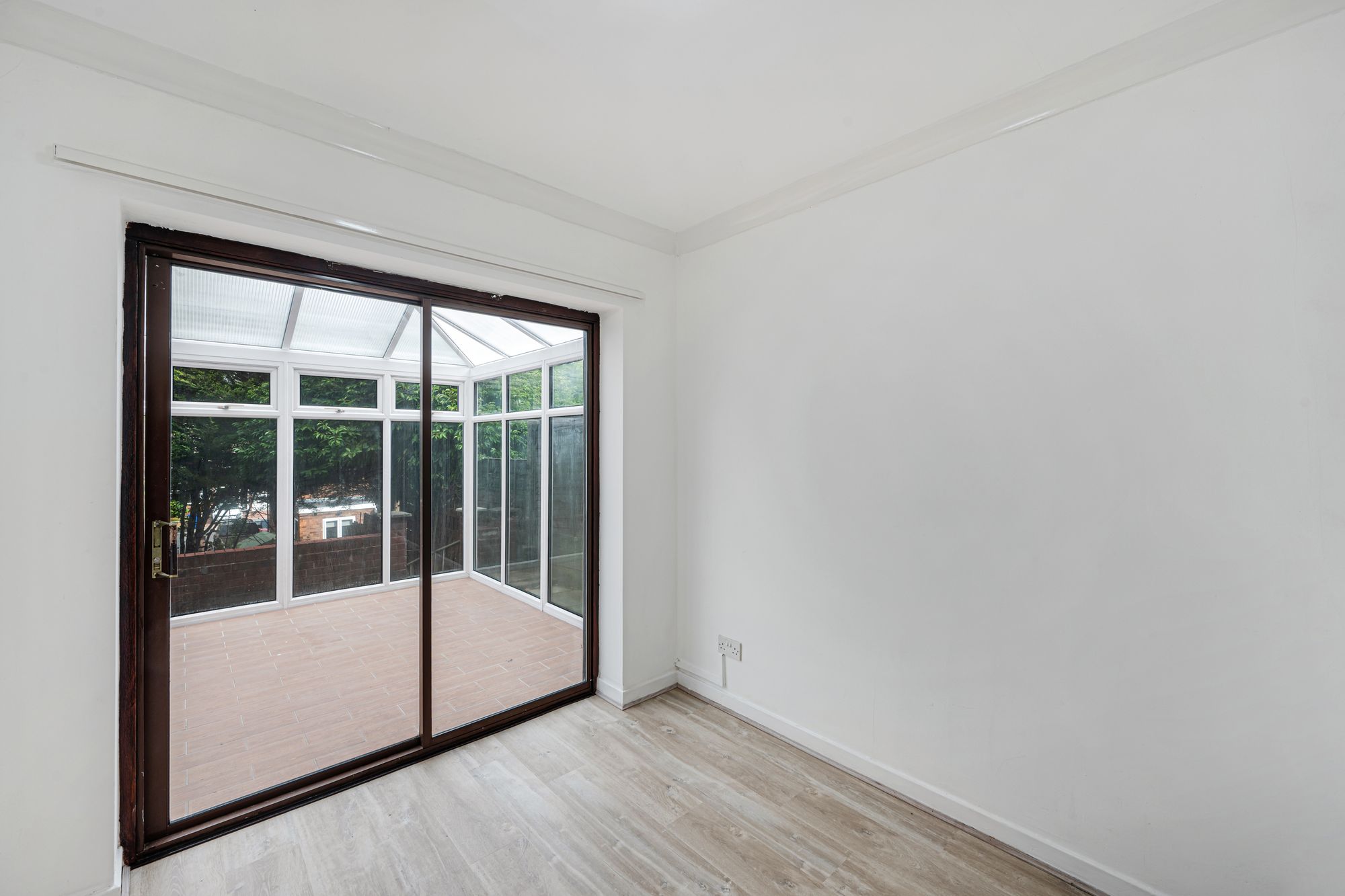 4 bed detached house to rent in Carlisle Close, Manchester 11