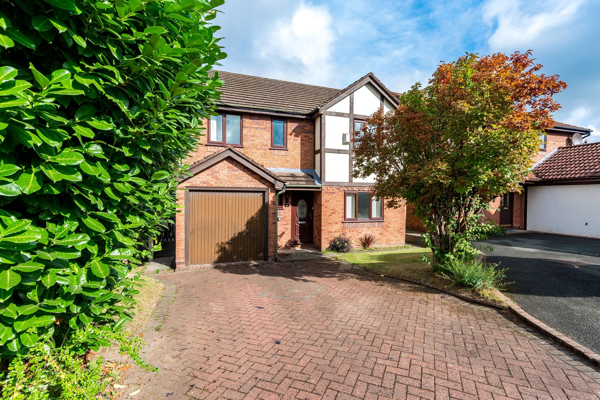 4 bed detached house to rent in Carlisle Close, Manchester, M45