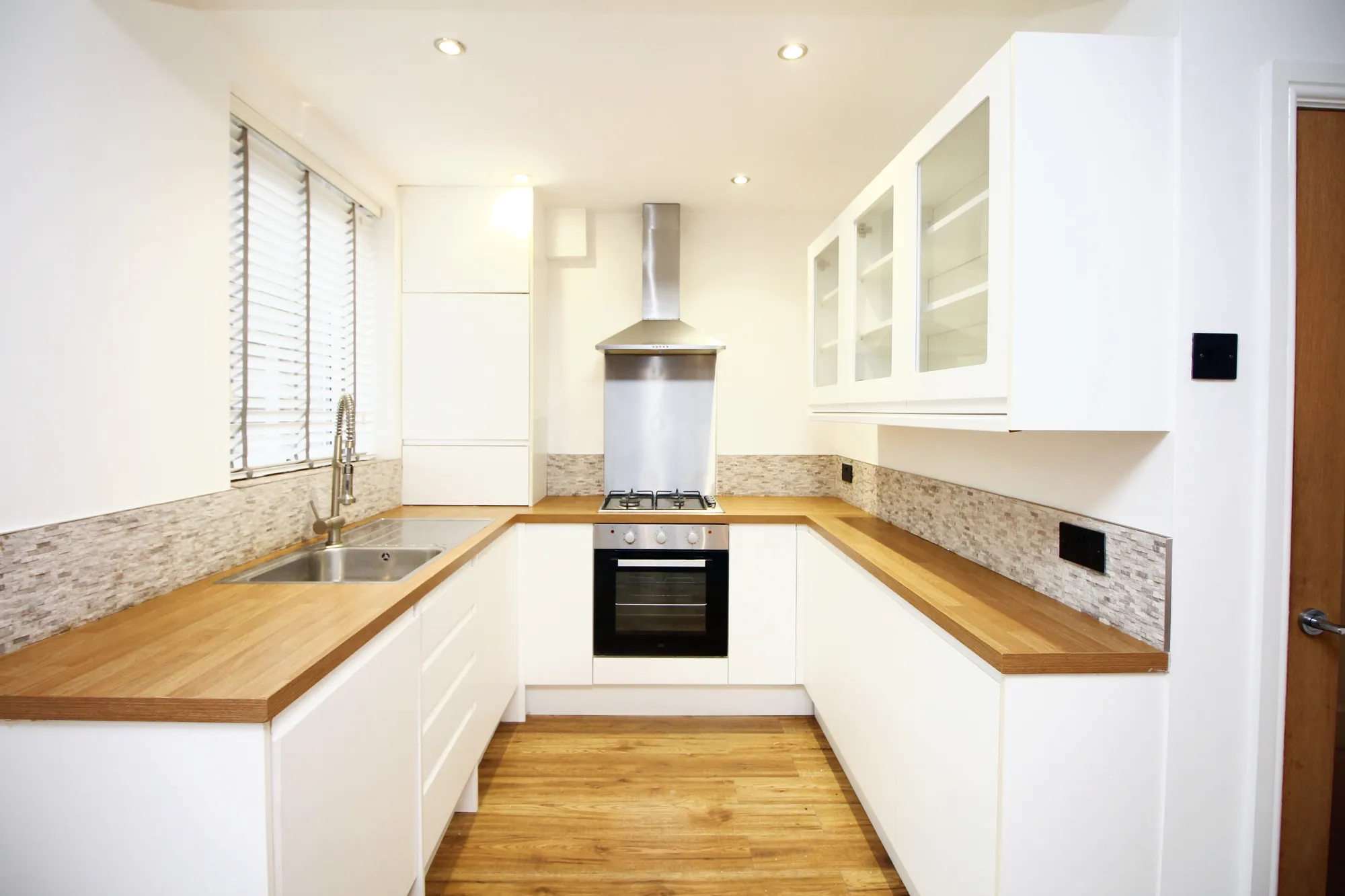 3 bed semi-detached house to rent in Parkville Road, Manchester  - Property Image 3