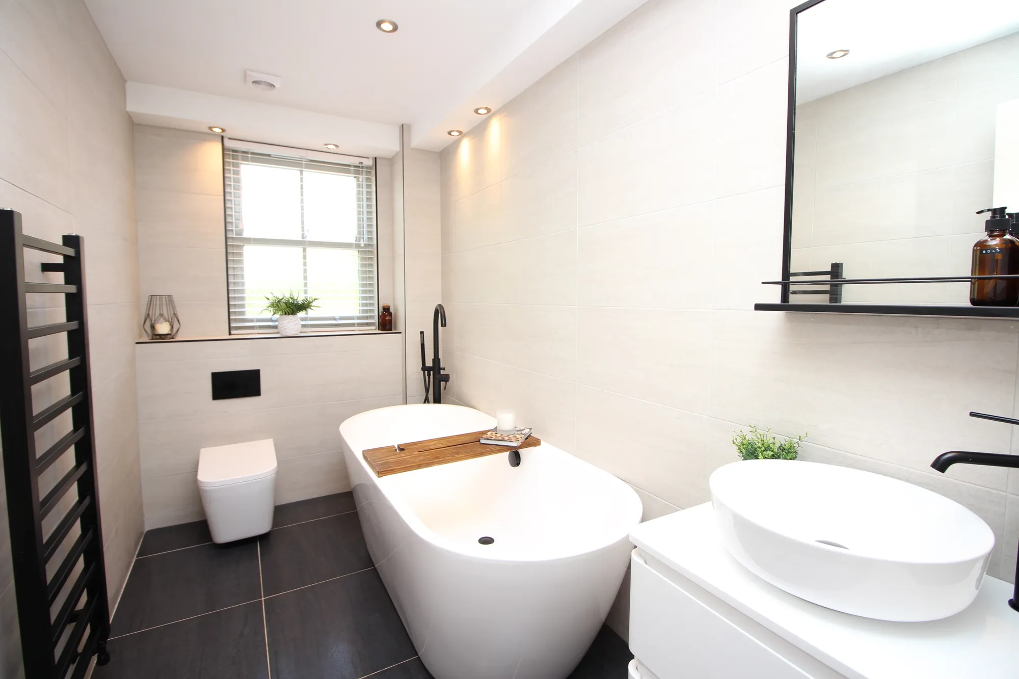 4 bed town house for sale in Darwen Road, Bolton  - Property Image 13