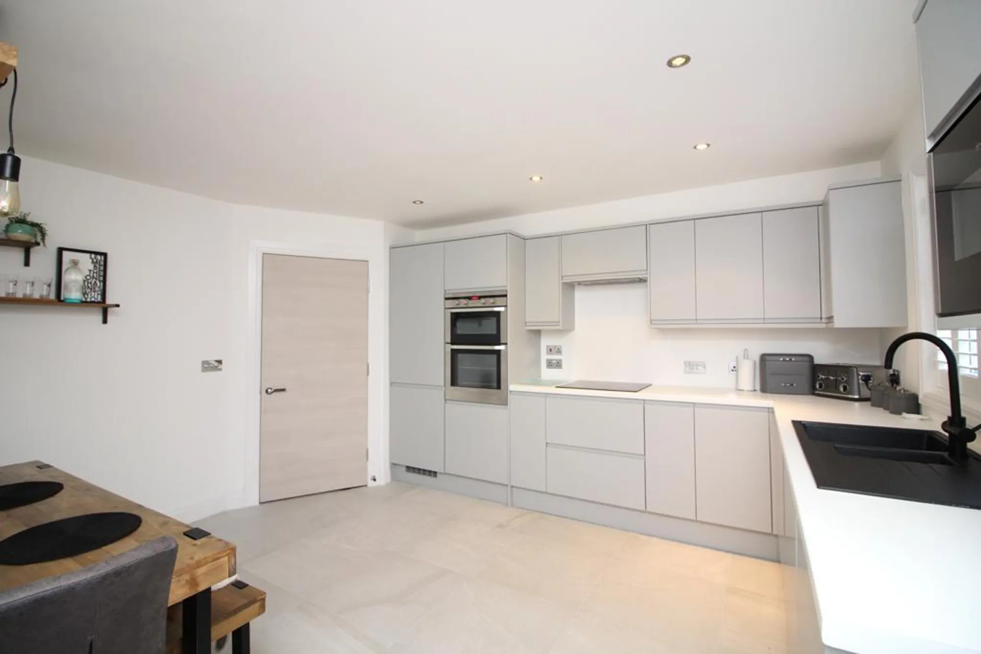 4 bed town house for sale in Darwen Road, Bolton  - Property Image 8