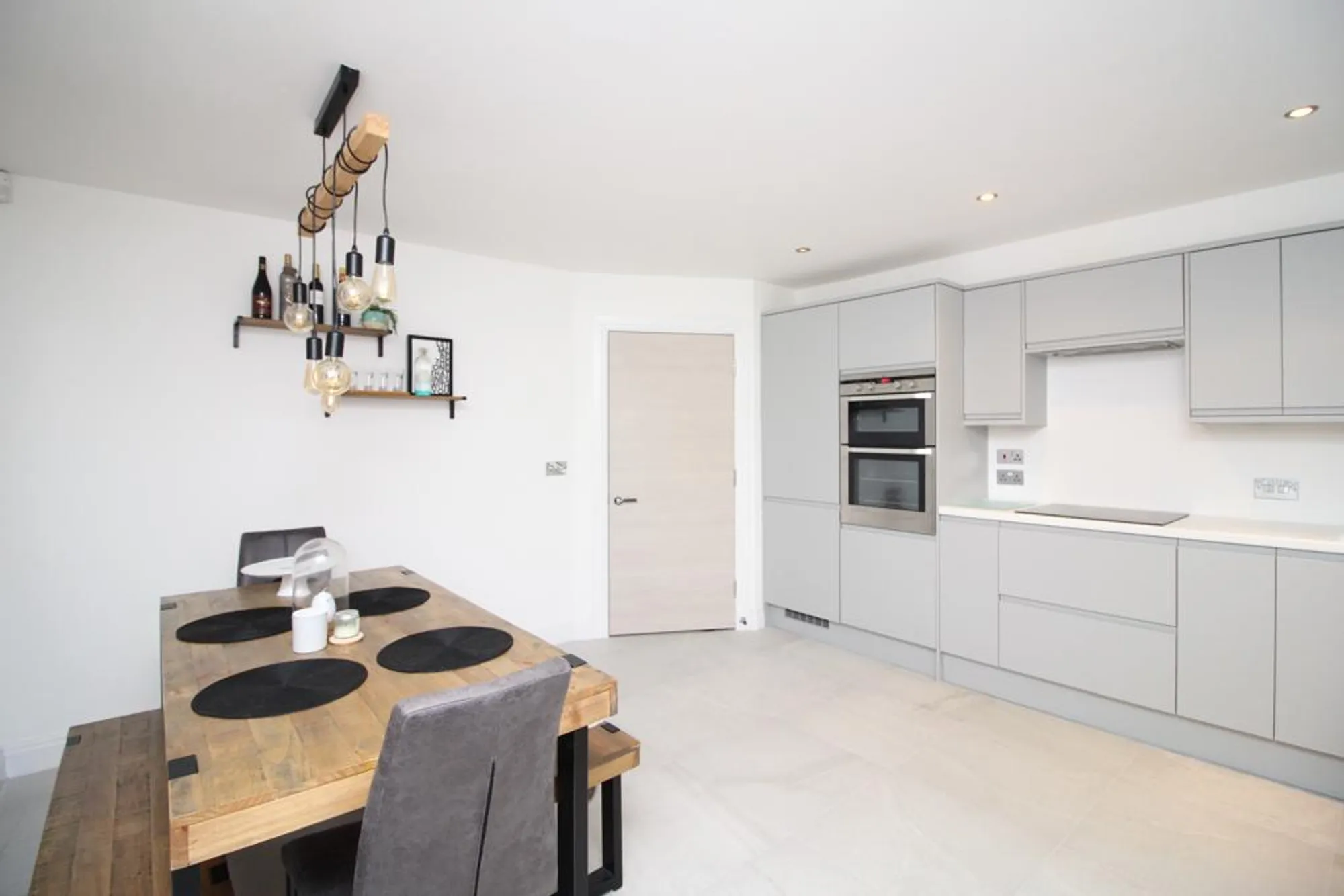 4 bed town house for sale in Darwen Road, Bolton  - Property Image 9