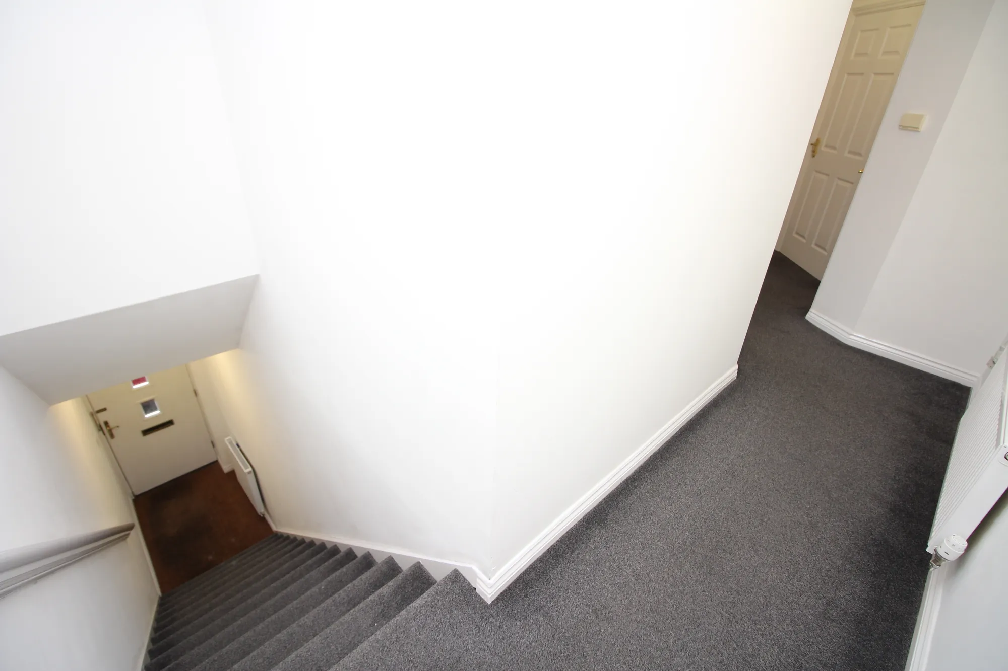 2 bed apartment to rent in Queensmere Drive, Manchester  - Property Image 5