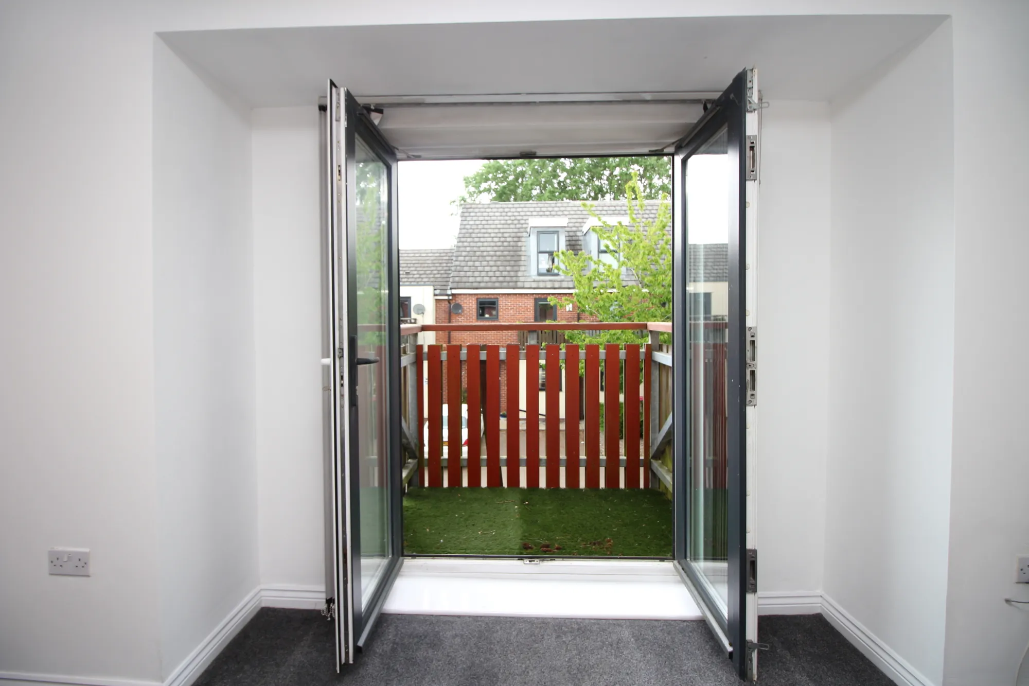 2 bed apartment to rent in Queensmere Drive, Manchester  - Property Image 9