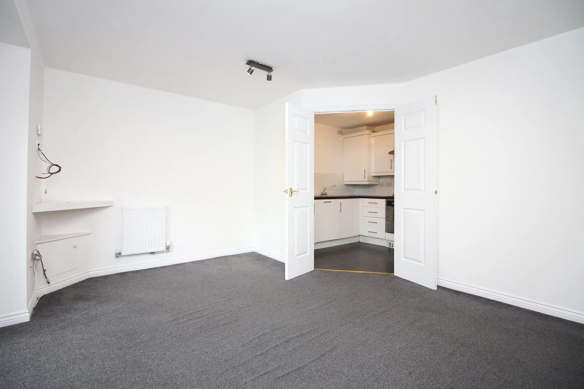 2 bed apartment to rent in Queensmere Drive, Manchester  - Property Image 4