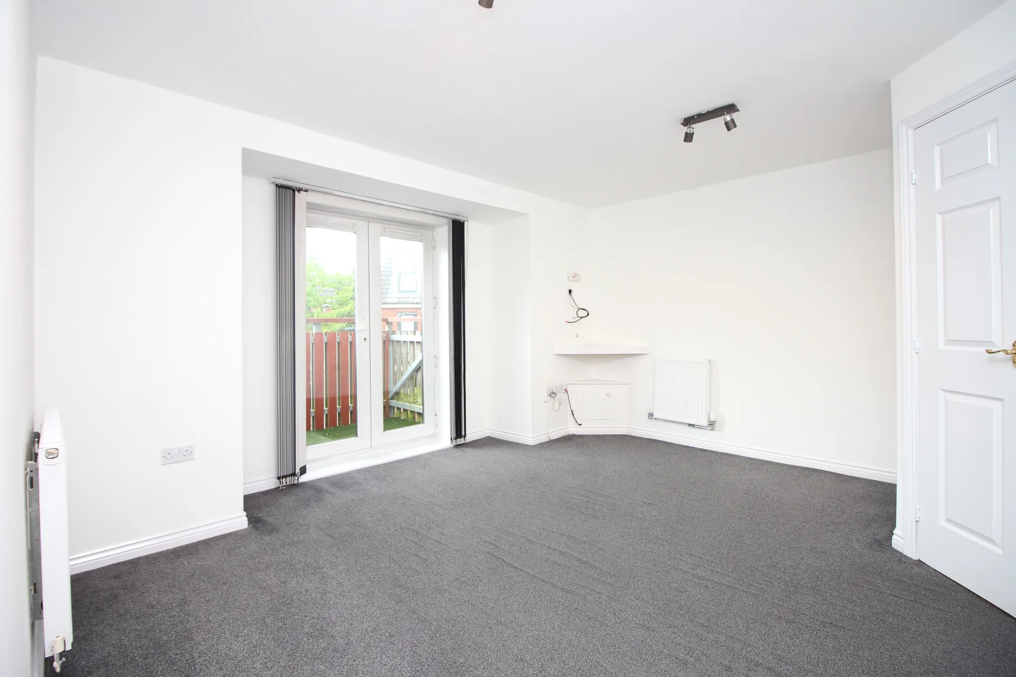 2 bed apartment to rent in Queensmere Drive, Manchester  - Property Image 7
