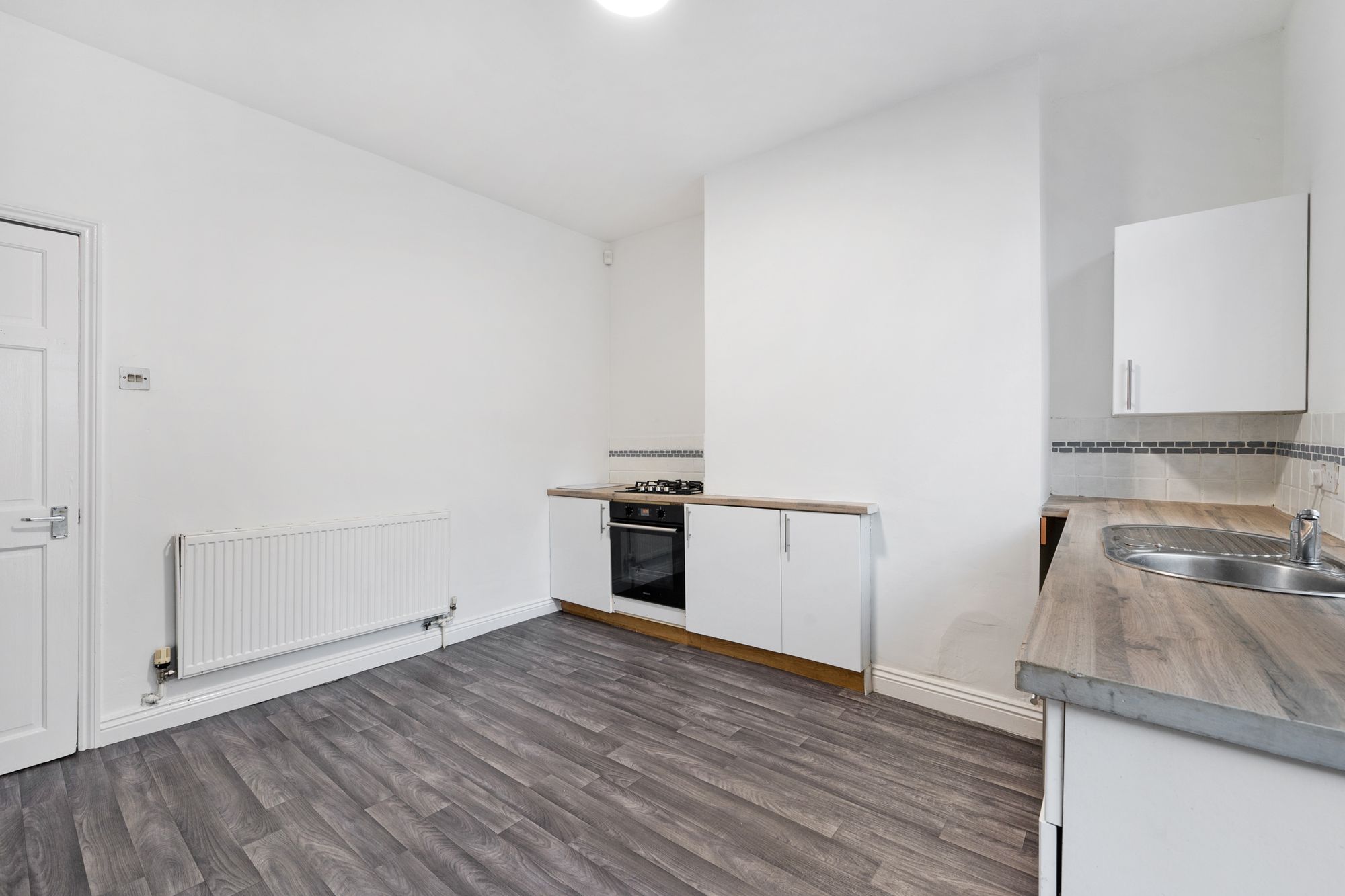2 bed terraced house to rent in Beech Street, Manchester 5