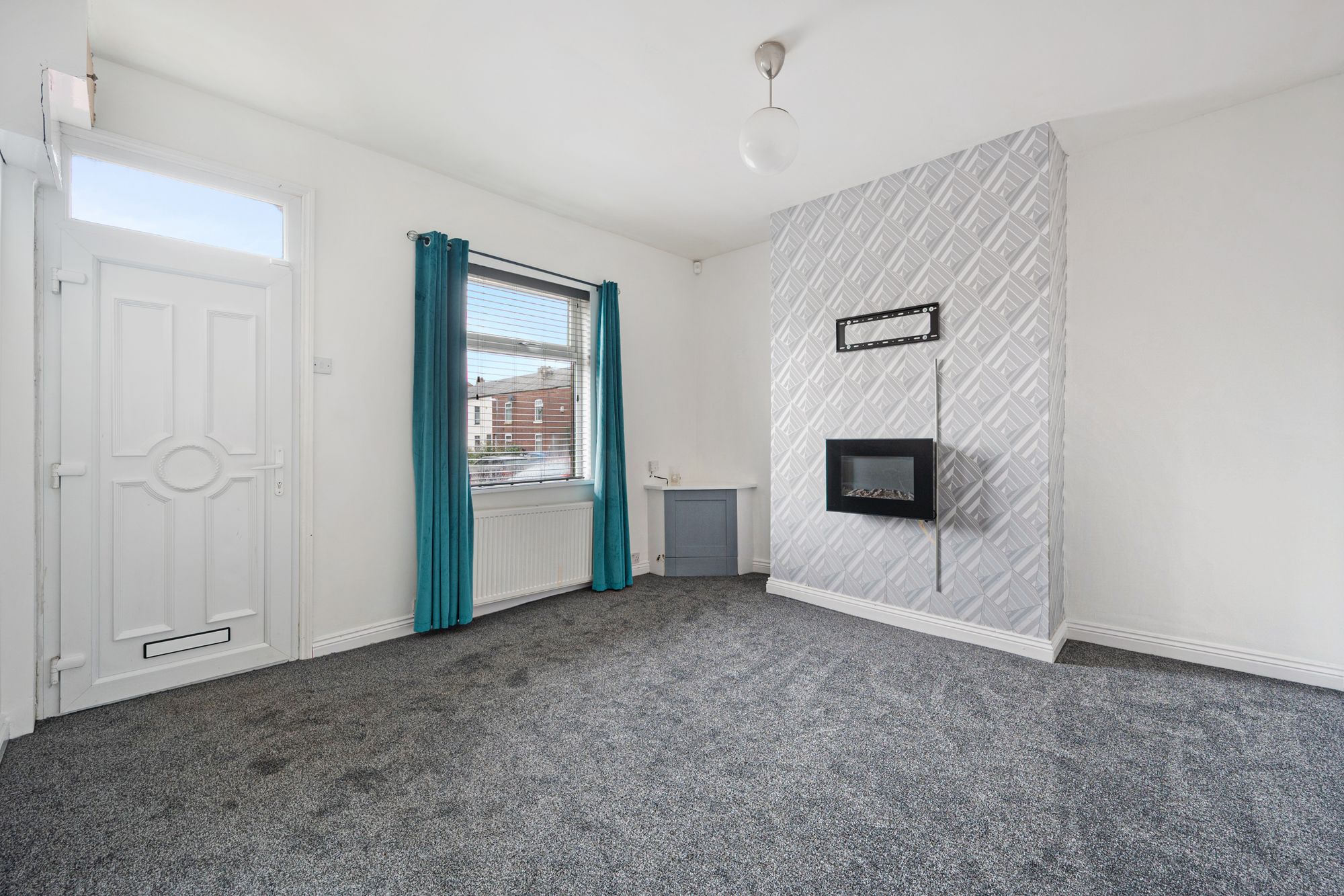 2 bed terraced house to rent in Beech Street, Manchester  - Property Image 5