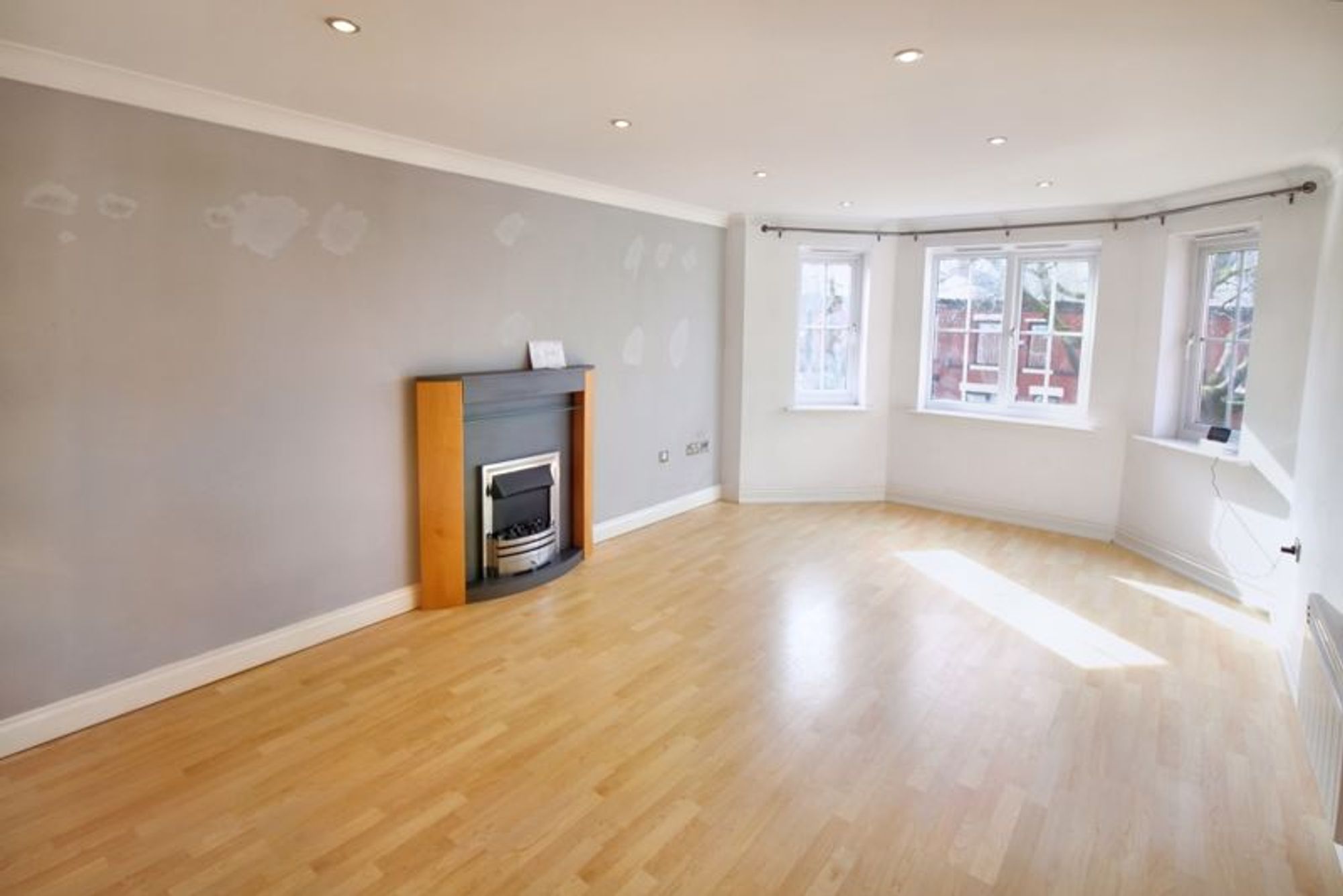 2 bed apartment to rent in Derby Court, Bury  - Property Image 2