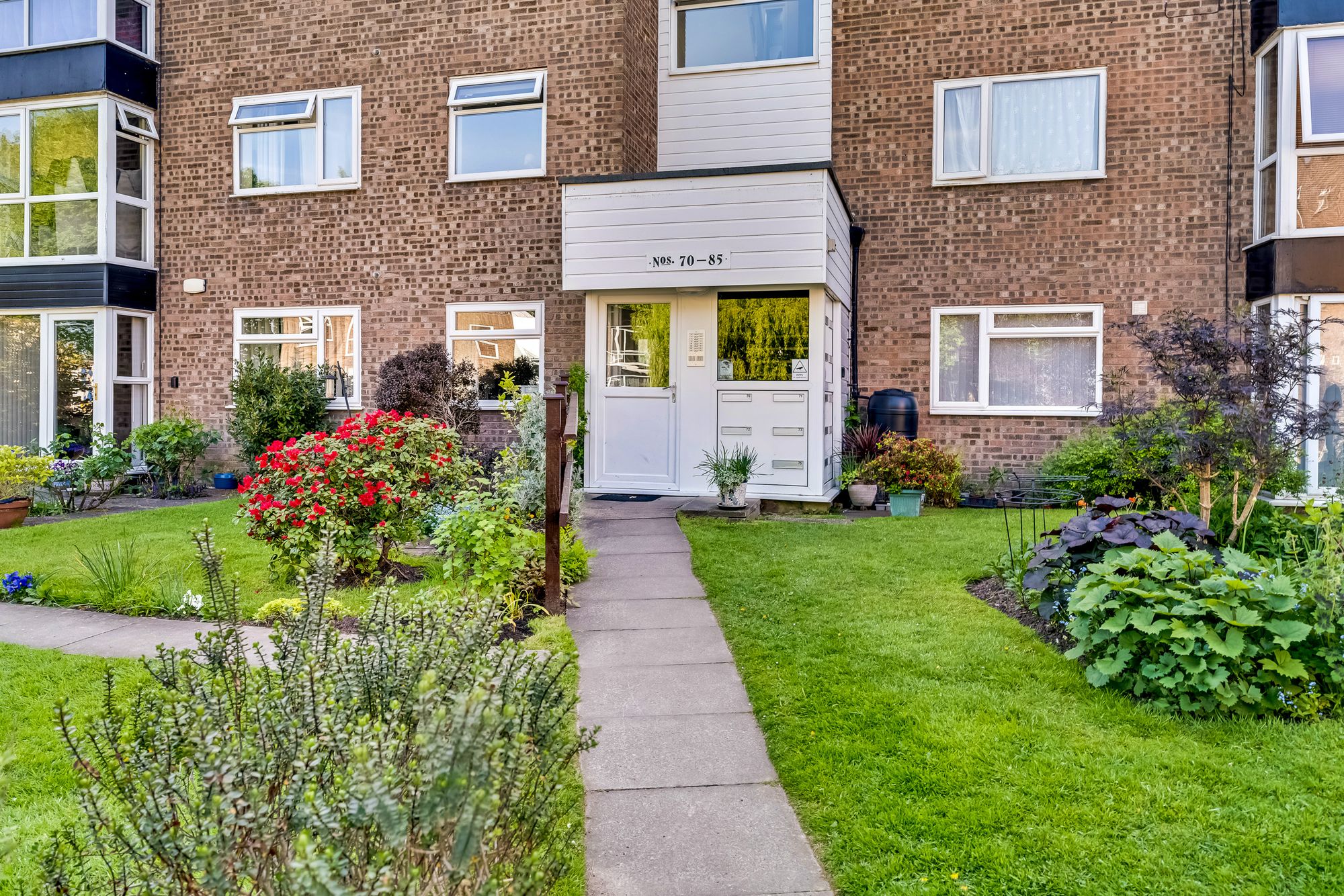 2 bed flat for sale in Lowther Road, Manchester 17