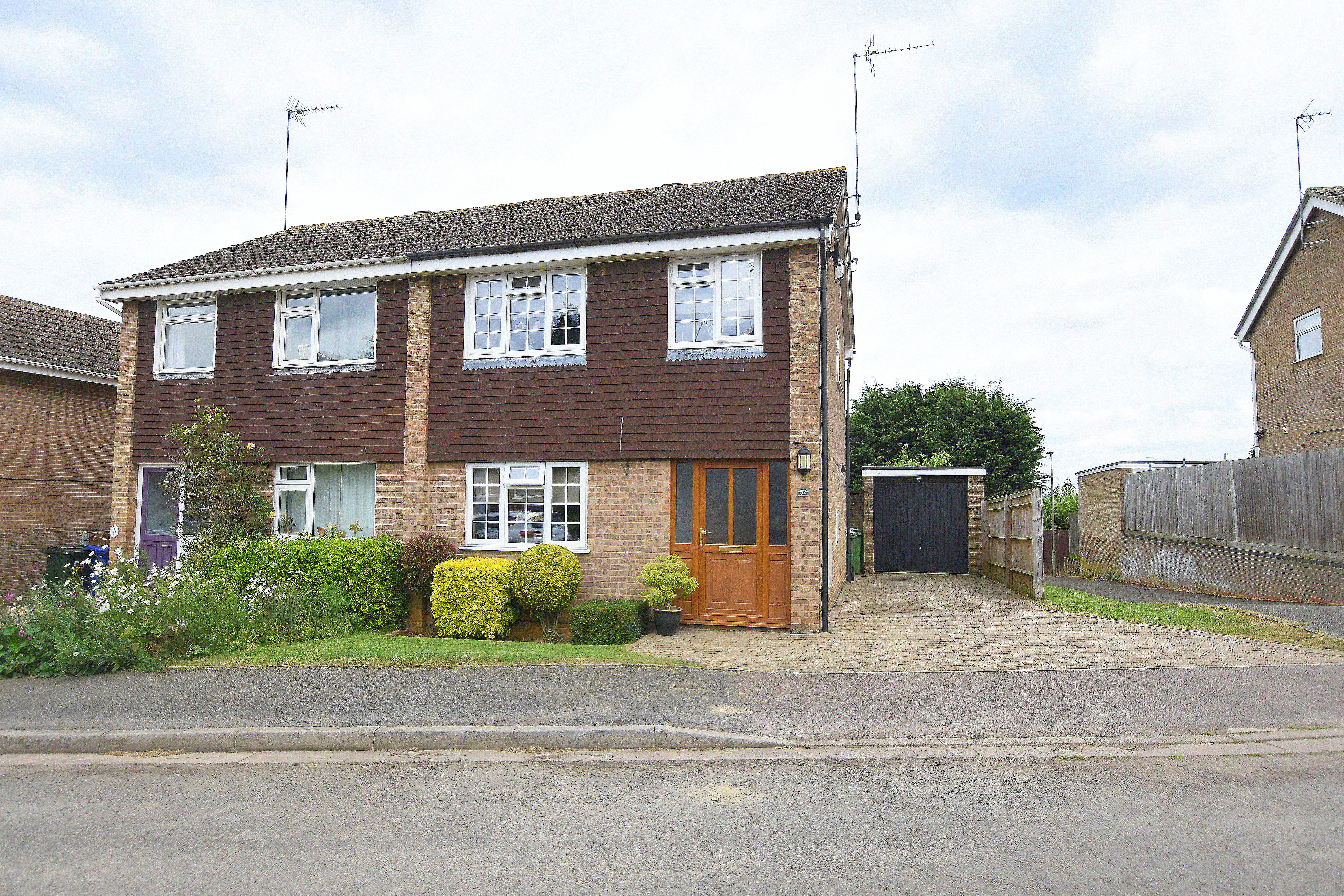 3 bed  for sale in Whimbrel Way, Banbury  - Property Image 1