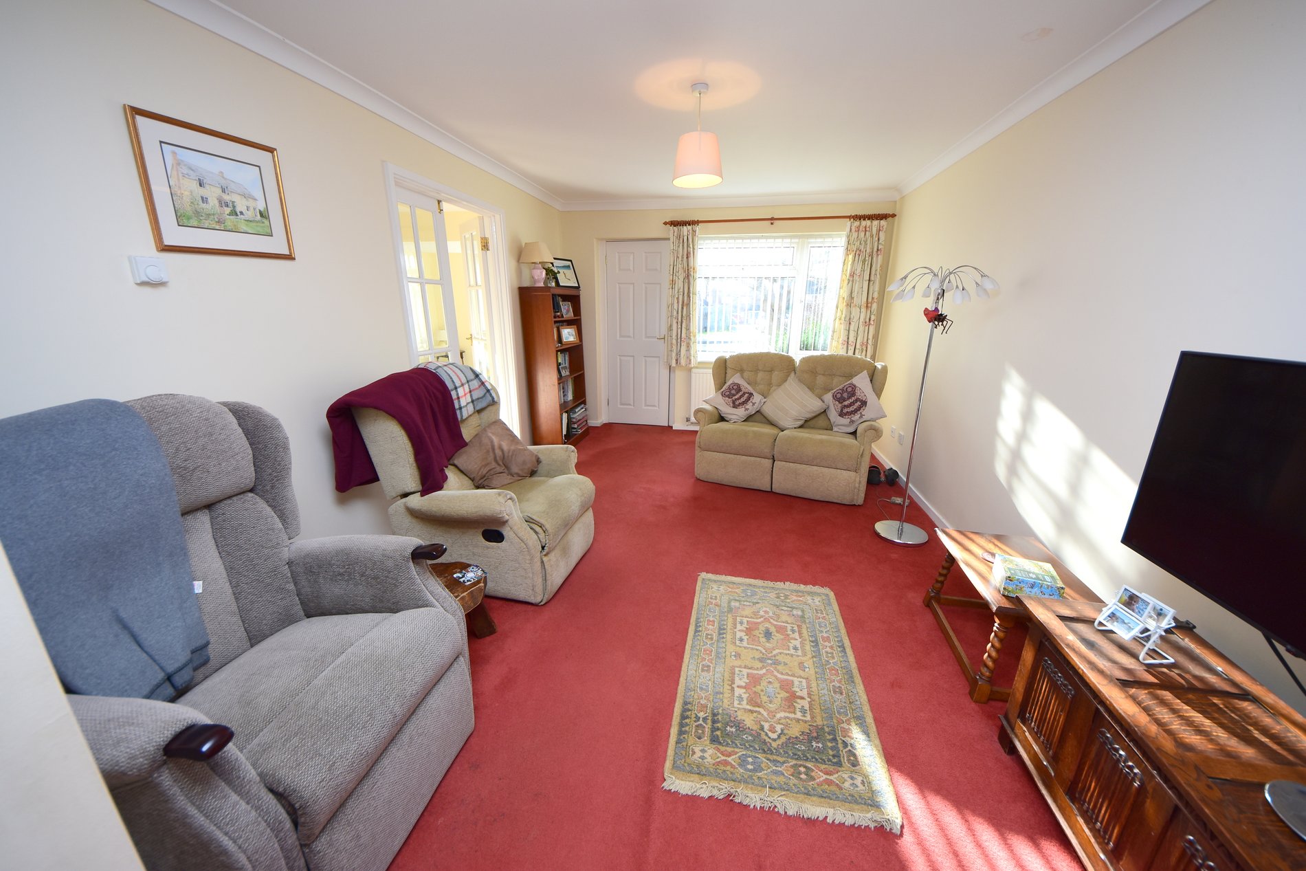 4 bed detached house for sale in Romney Road, Banbury 2