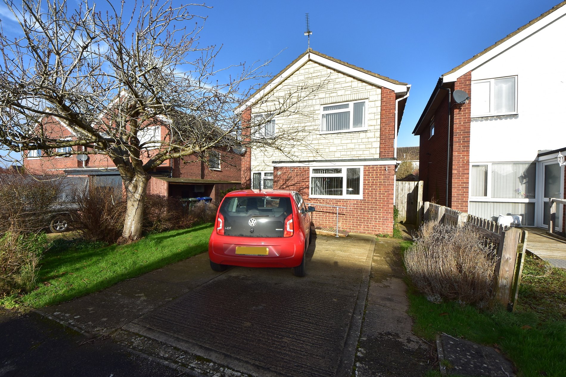 4 bed detached house for sale in Romney Road, Banbury 0