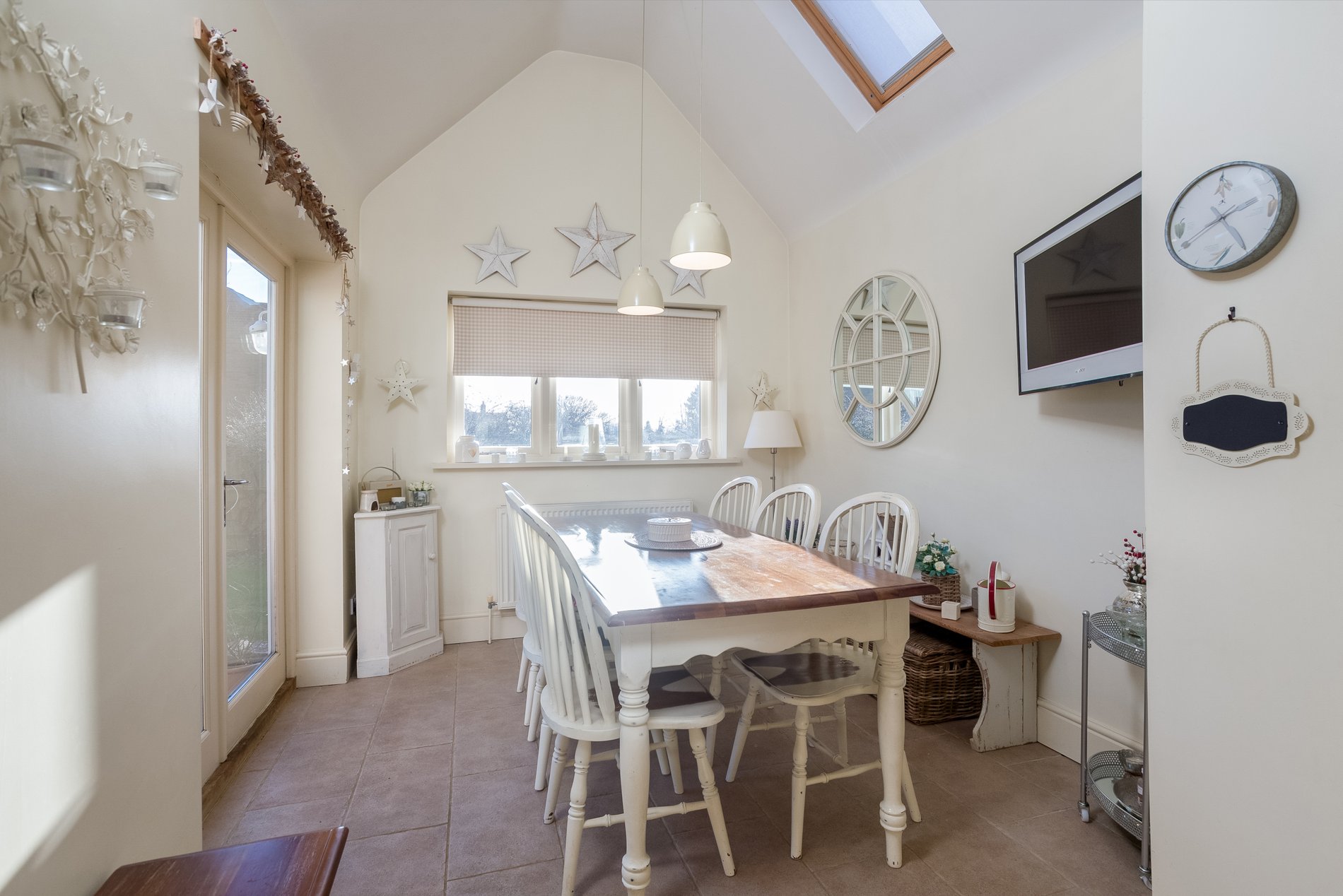 4 bed detached house for sale in The Moors Drive, Middleton Cheney  - Property Image 10