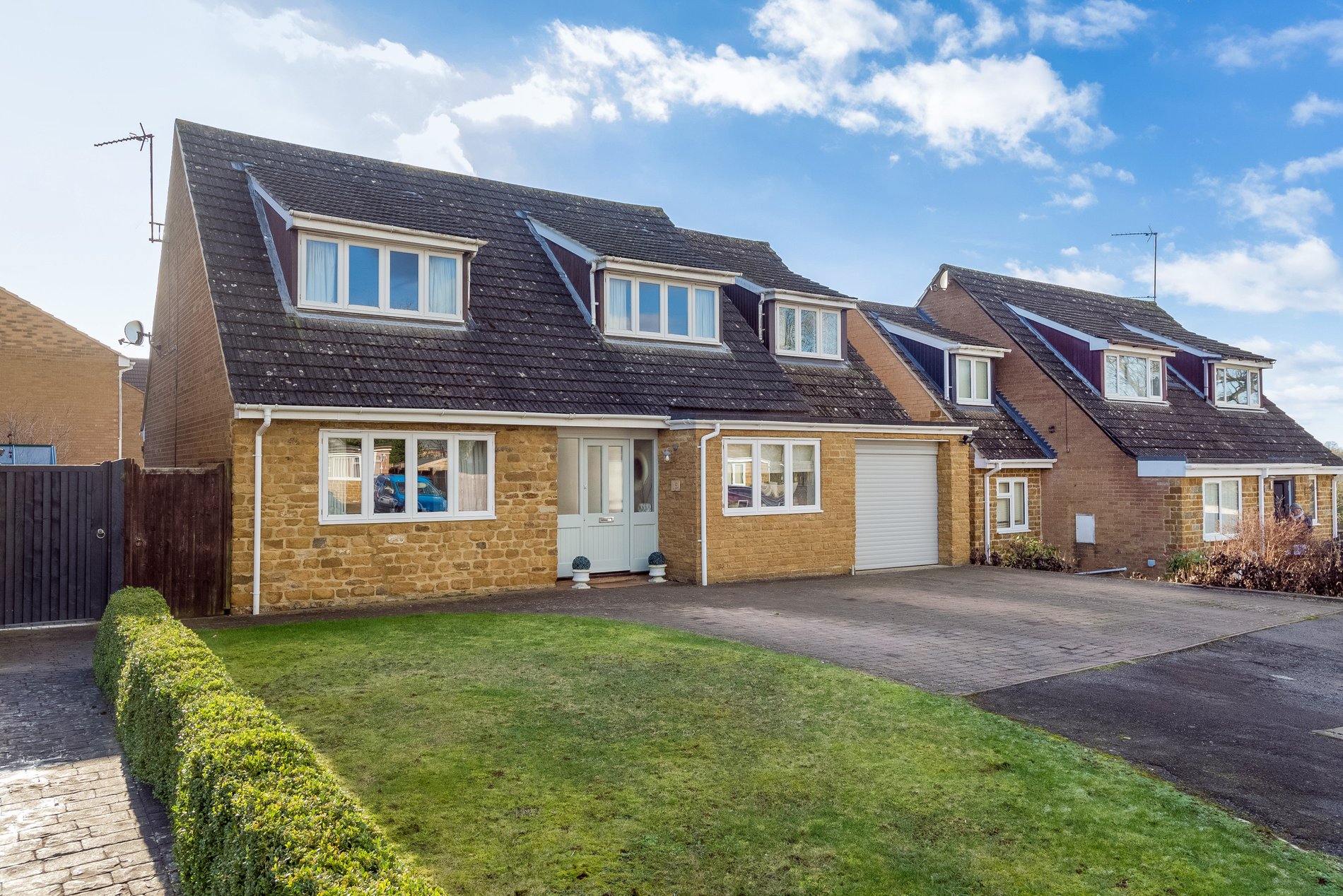 4 bed detached house for sale in The Moors Drive, Middleton Cheney - Property Image 1
