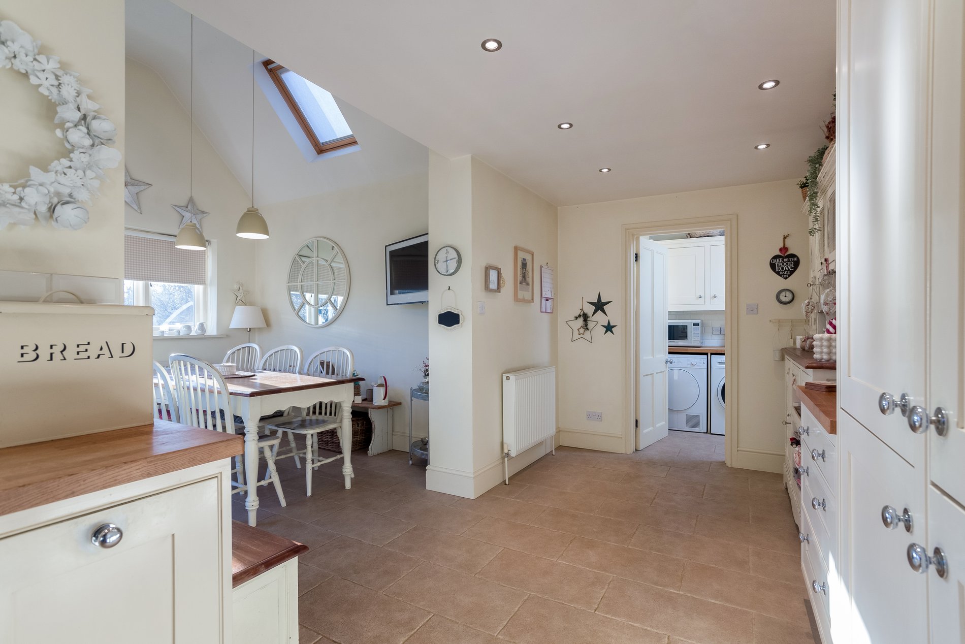 4 bed detached house for sale in The Moors Drive, Middleton Cheney  - Property Image 4