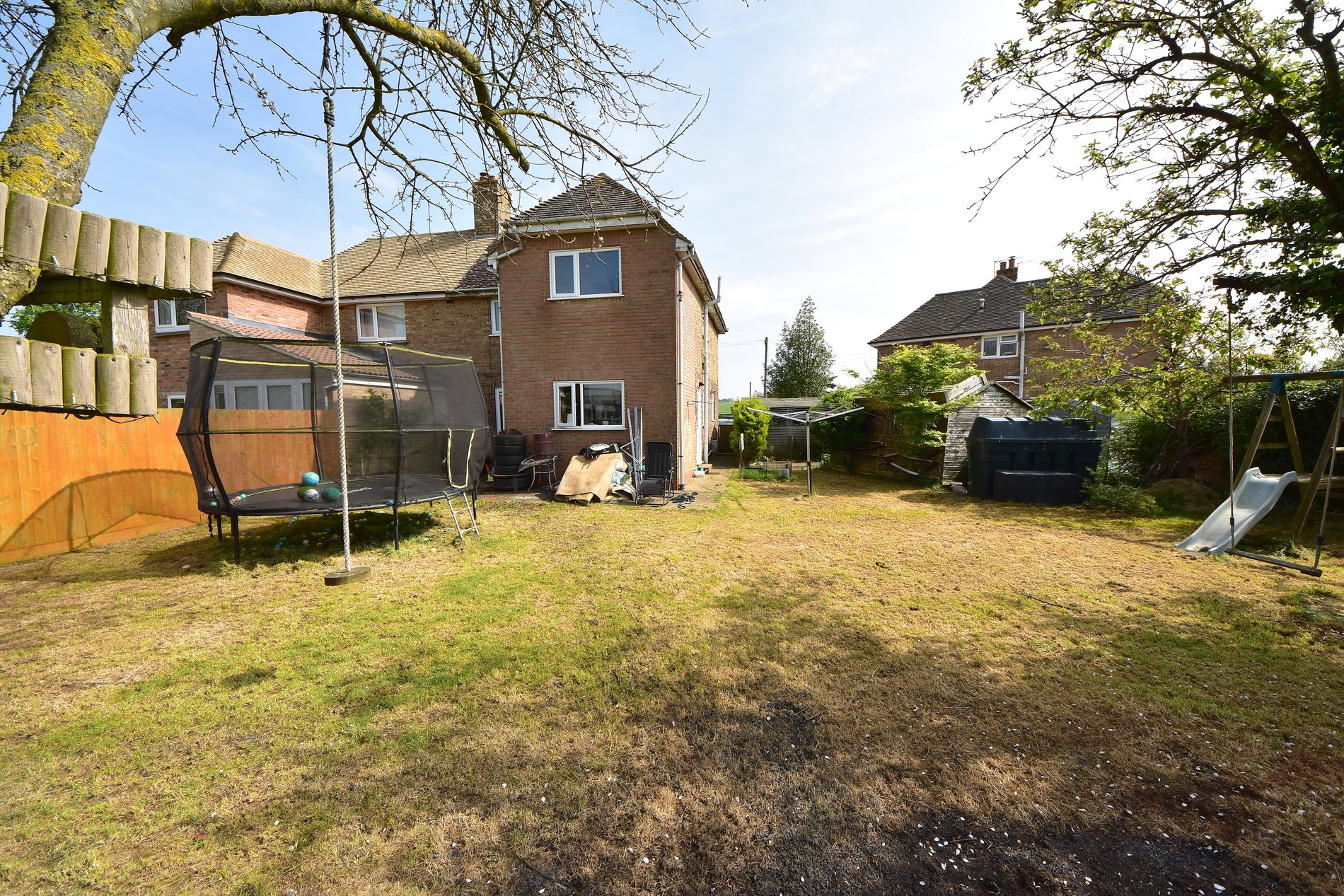 3 bed semi-detached house for sale in Plowden Close, Aston le Walls  - Property Image 12