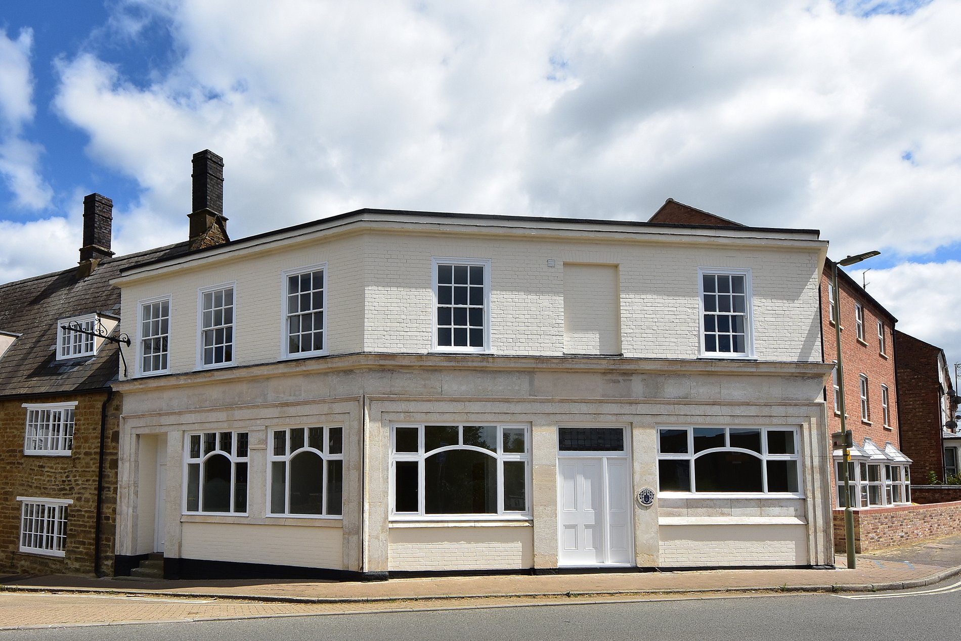 2 bed flat for sale in Causeway, Banbury  - Property Image 1