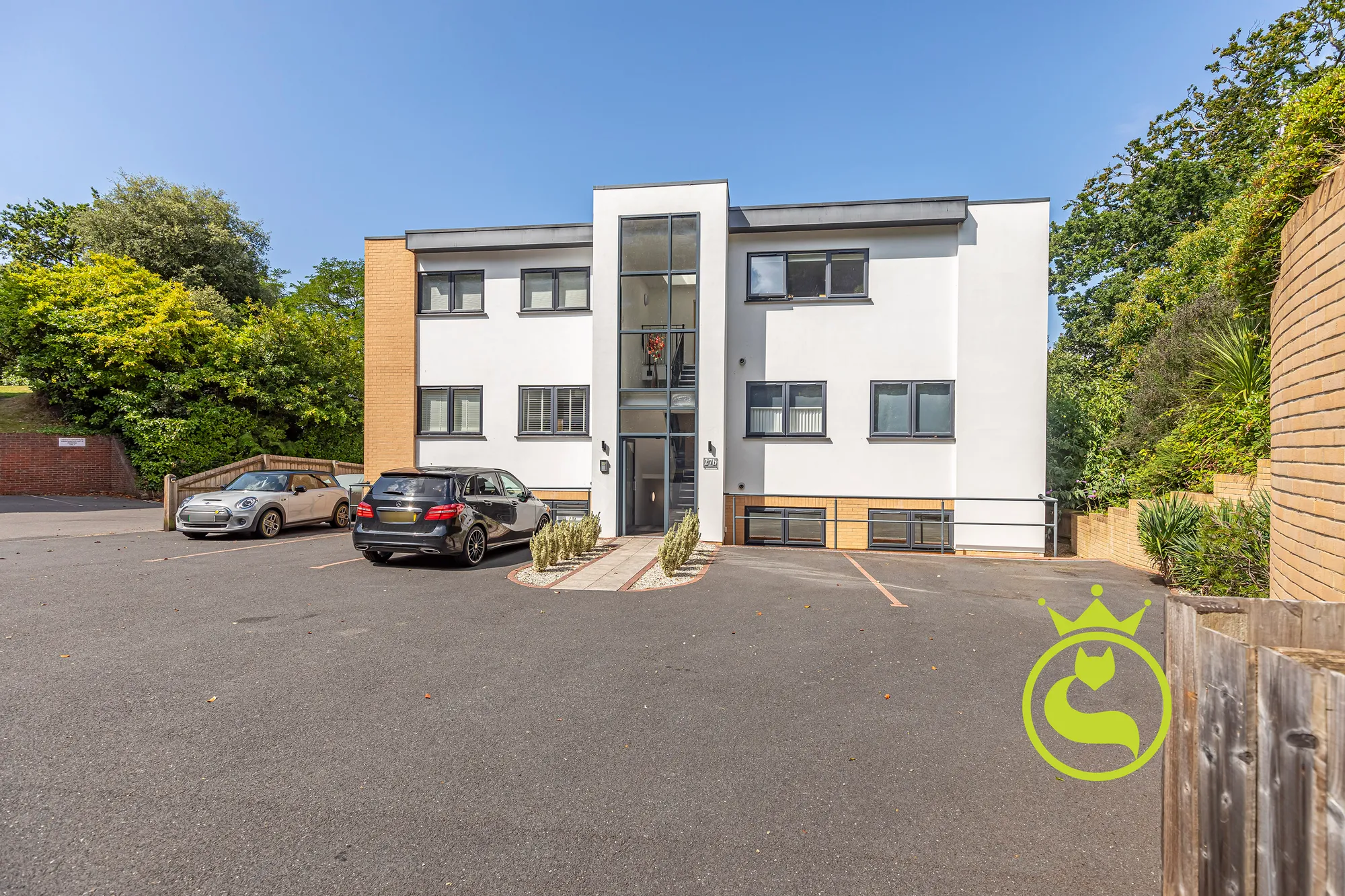2 bed ground floor flat for sale in Glen Road, Poole  - Property Image 1