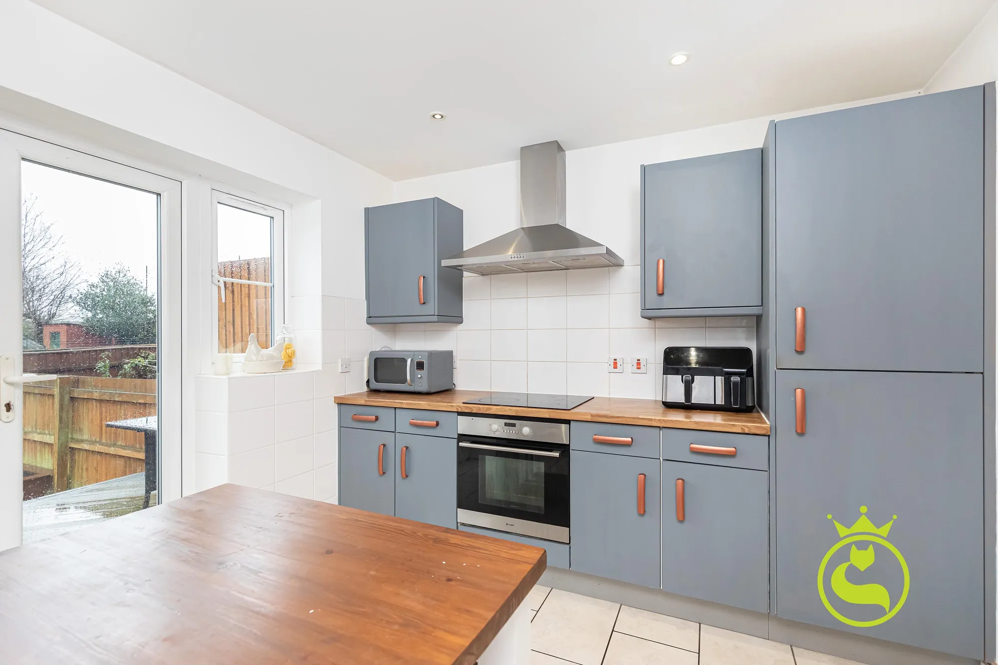 2 bed end of terrace house for sale in Tatnam Road, Poole - Property Image 1