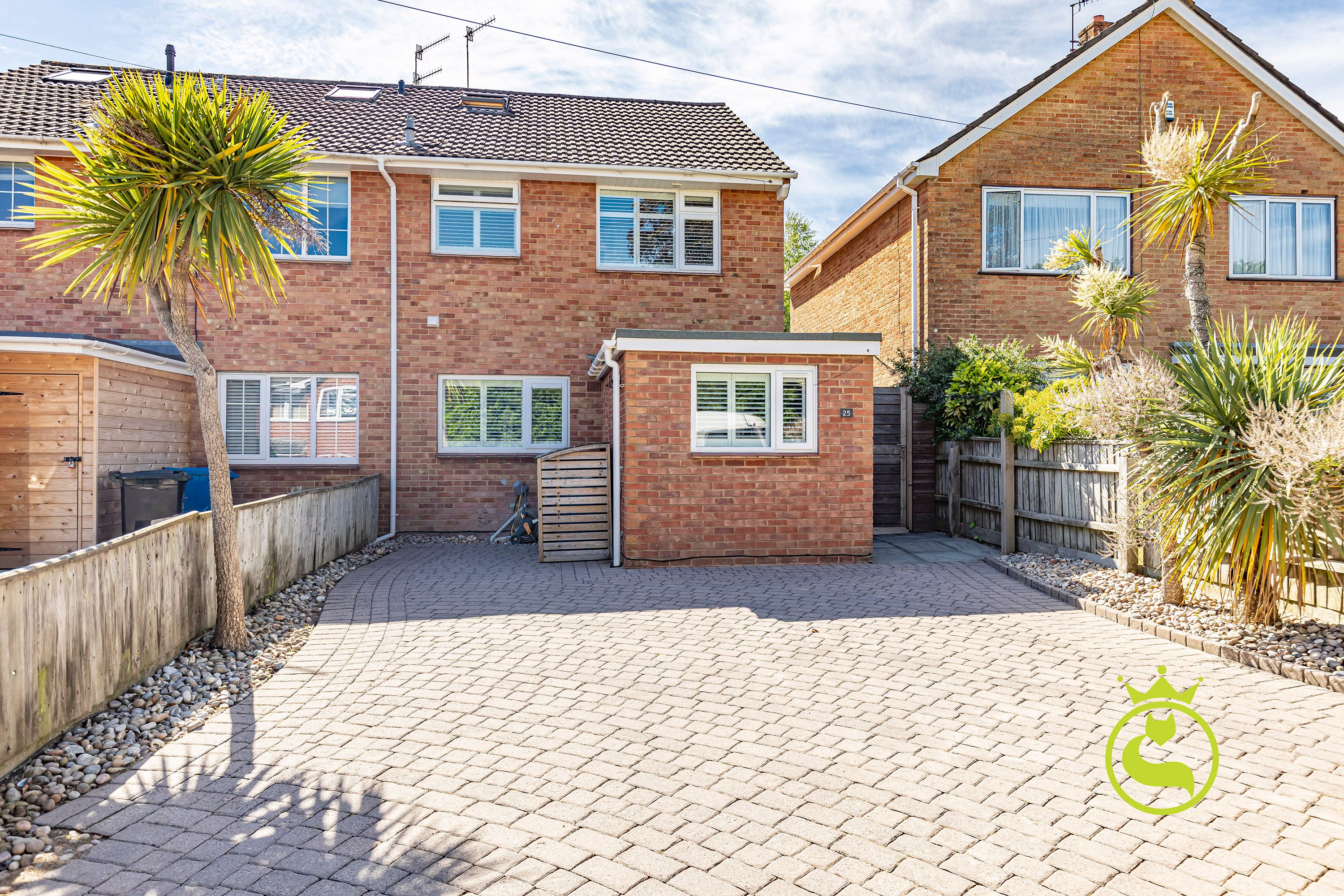 **LAUNCHING FROM SATURDAY 11TH JUNE- BY APPOINTMENT ONLY** This extended three double bedroom, three-story property has been exceptionally modernised & tastefully decorated by the current owners presenting a home you can just move straight into. Benefitting from a large rear Westerly facing garden, garden office/bar/workshop and plenty of parking.
