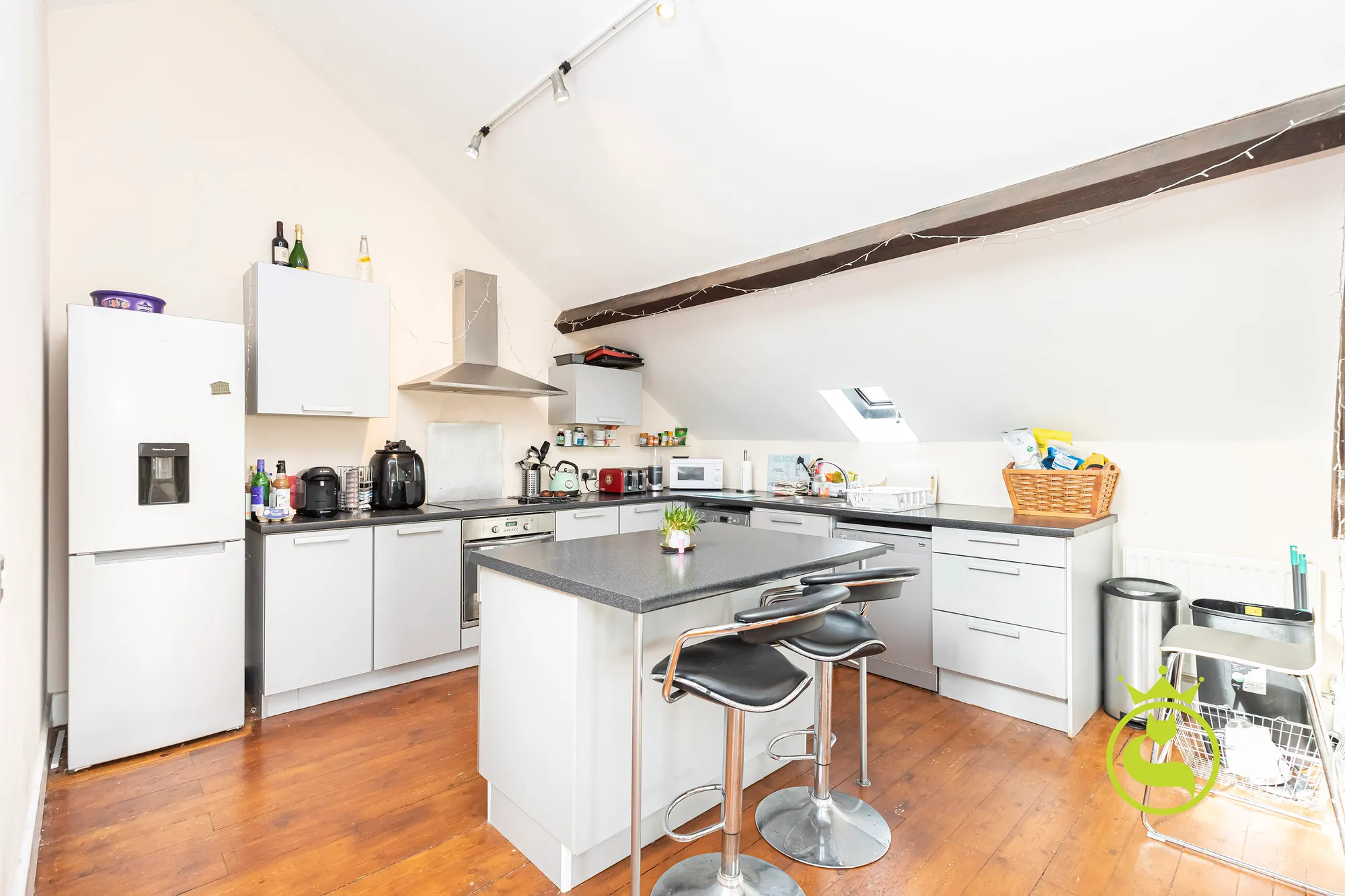 3 bed apartment for sale in Seamoor Road, Bournemouth  - Property Image 5