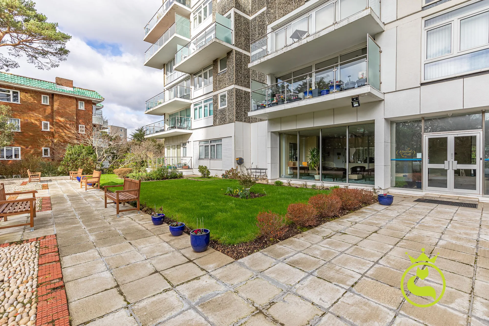 3 bed apartment for sale in West Cliff Road, Bournemouth  - Property Image 20