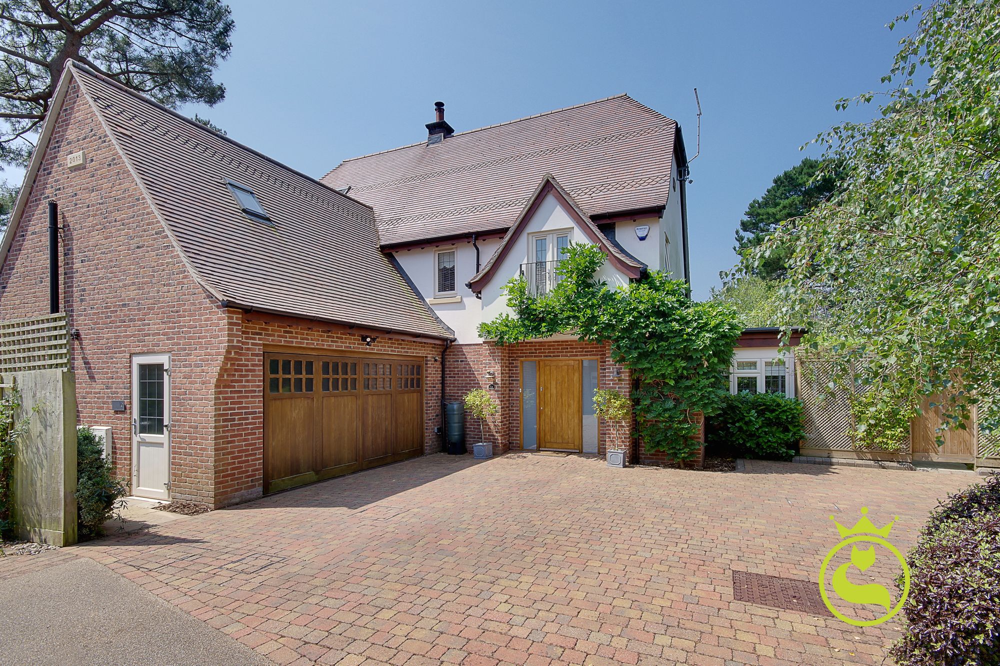 5 bed house for sale in De Redvers Road, Poole  - Property Image 1