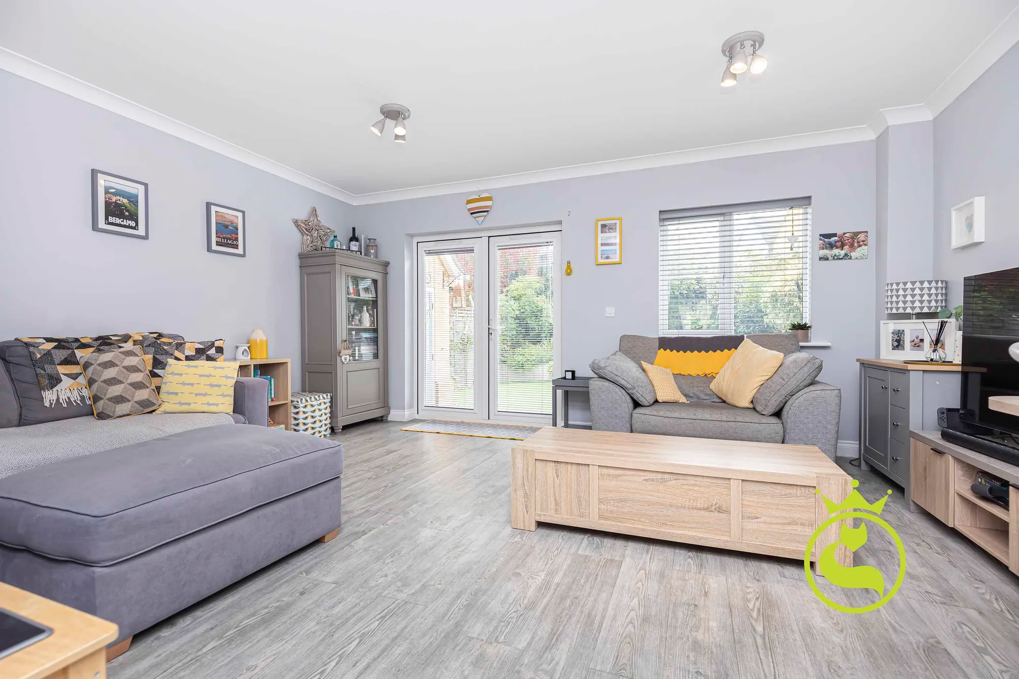 4 bed semi-detached house for sale in Doulton Gardens, Poole  - Property Image 2